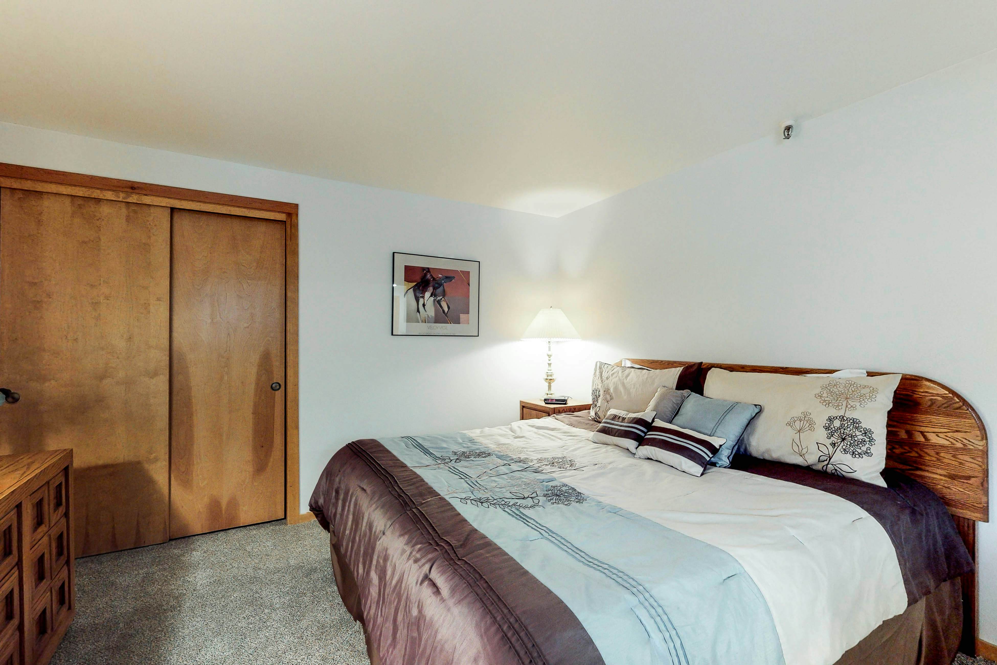 Lakeview Marina Place