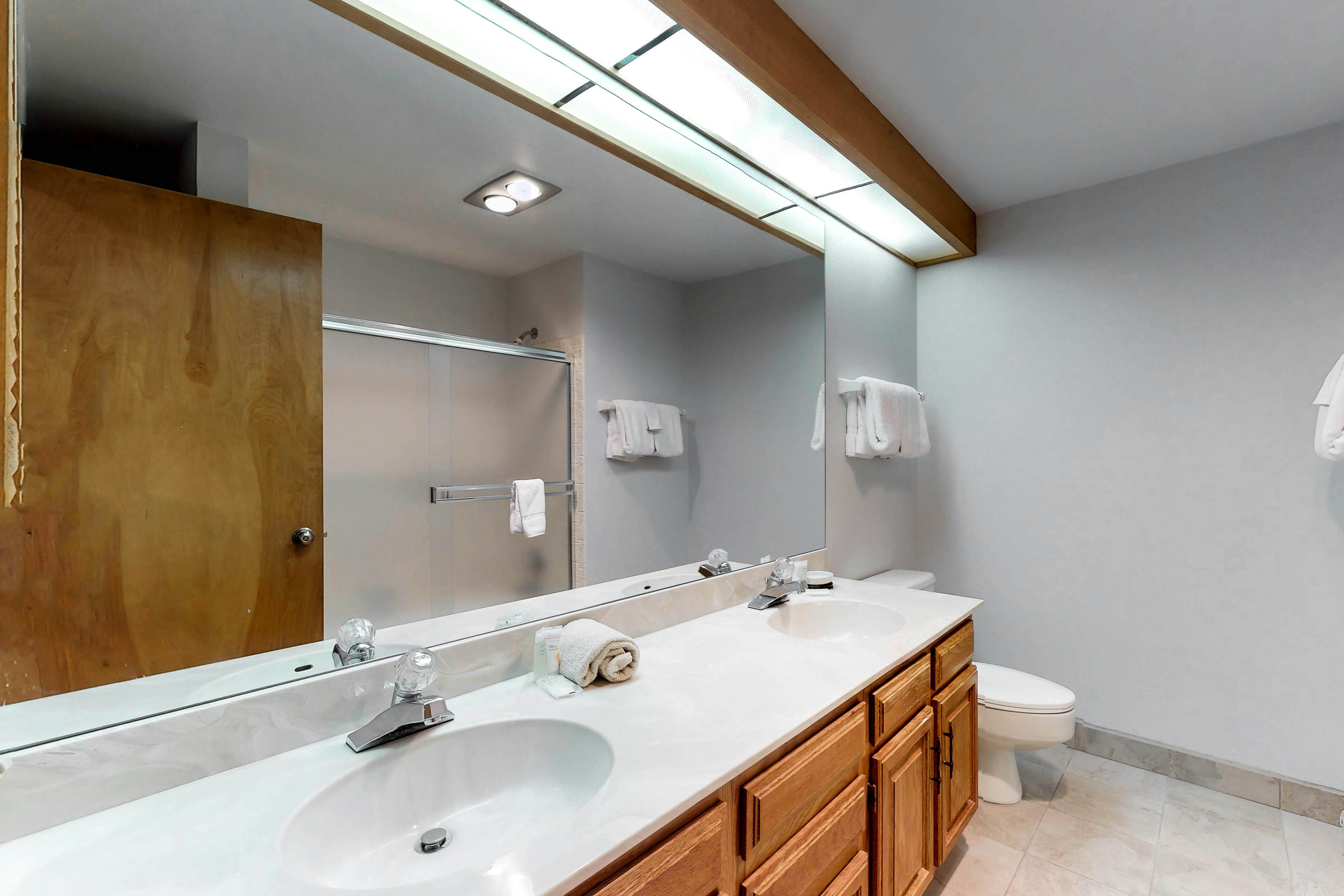 Lakeview Marina Place