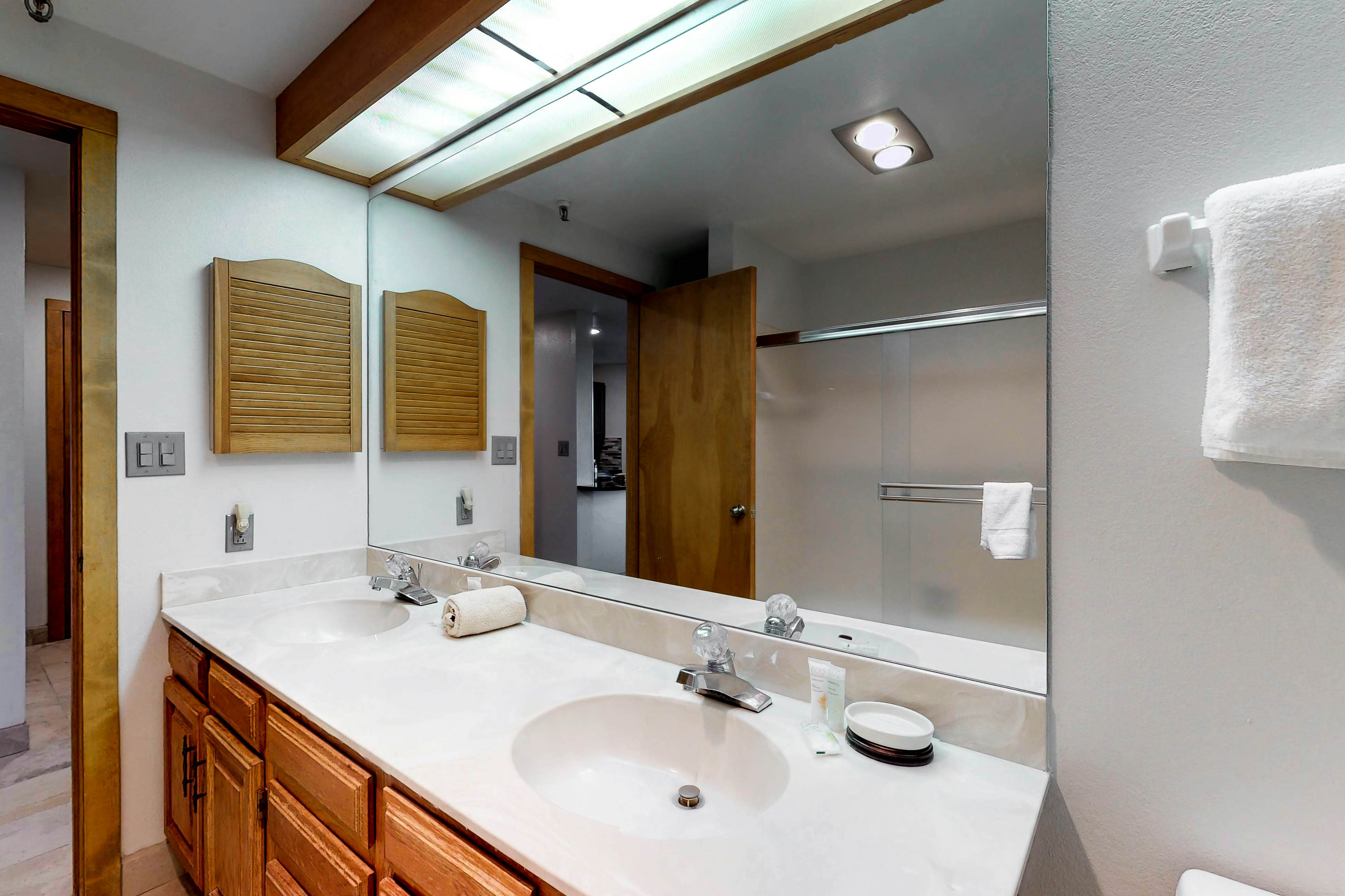 Lakeview Marina Place