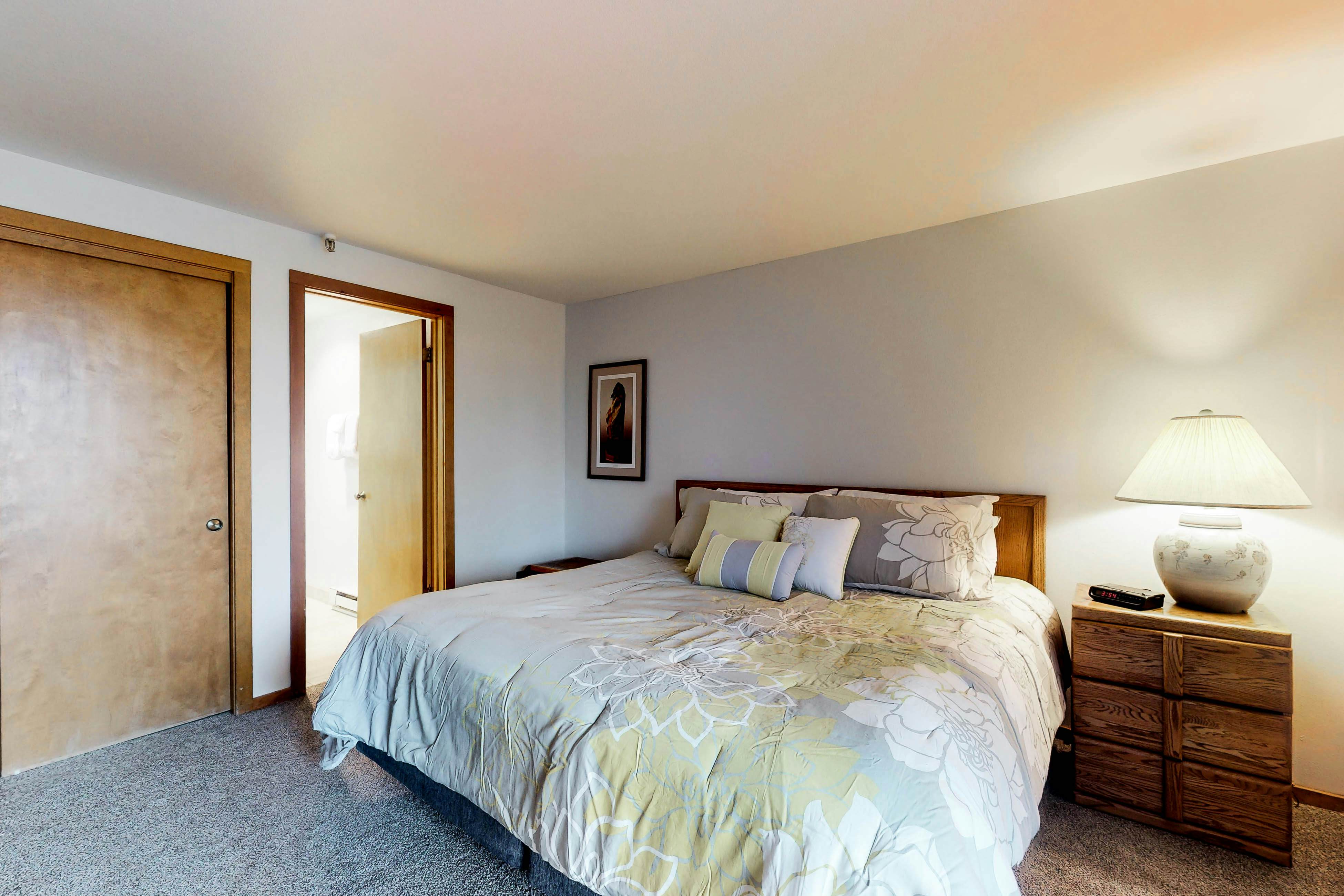 Lakeview Marina Place