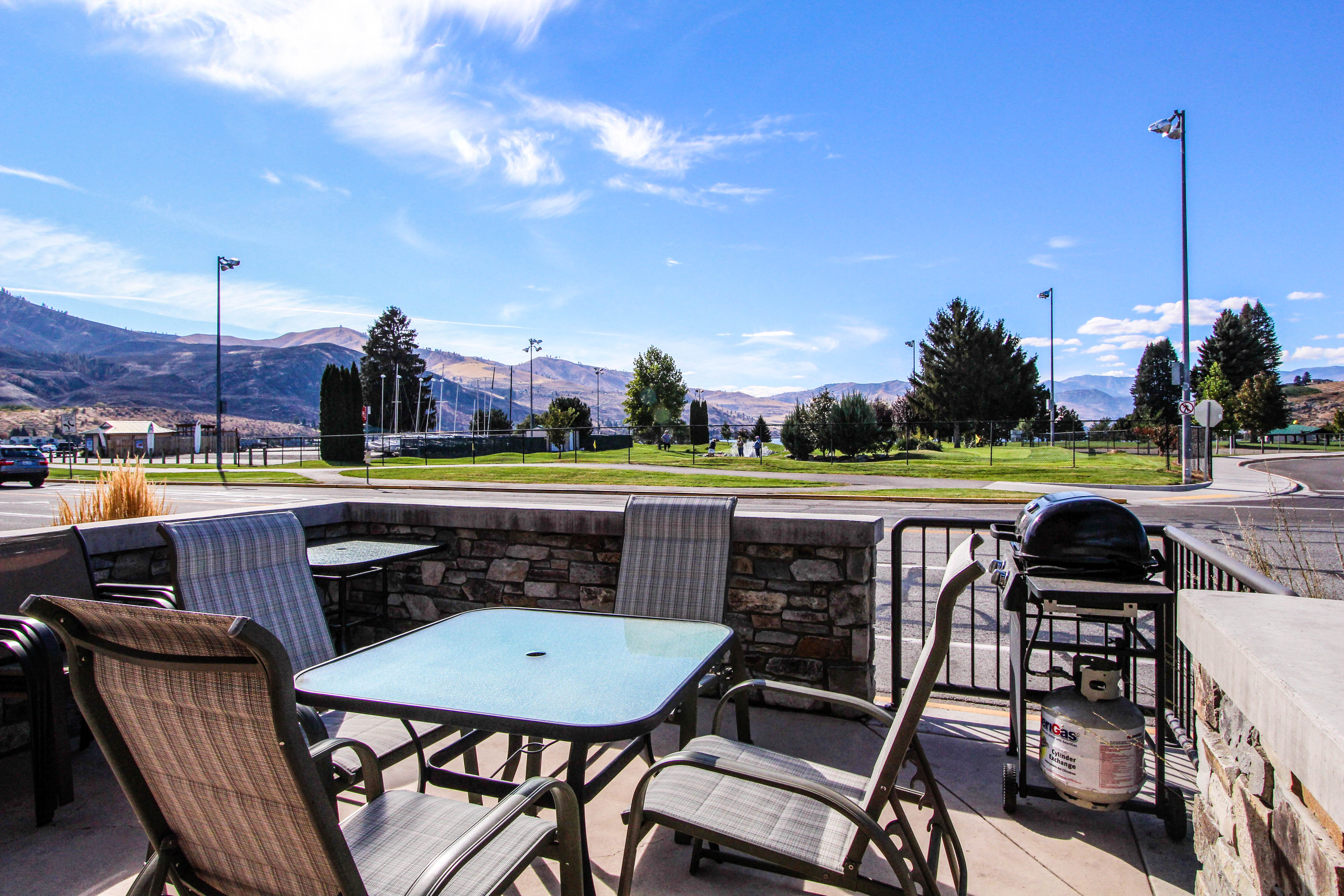 Cabana 1 2 BD Chelan, WA Vacation Rental Vacasa