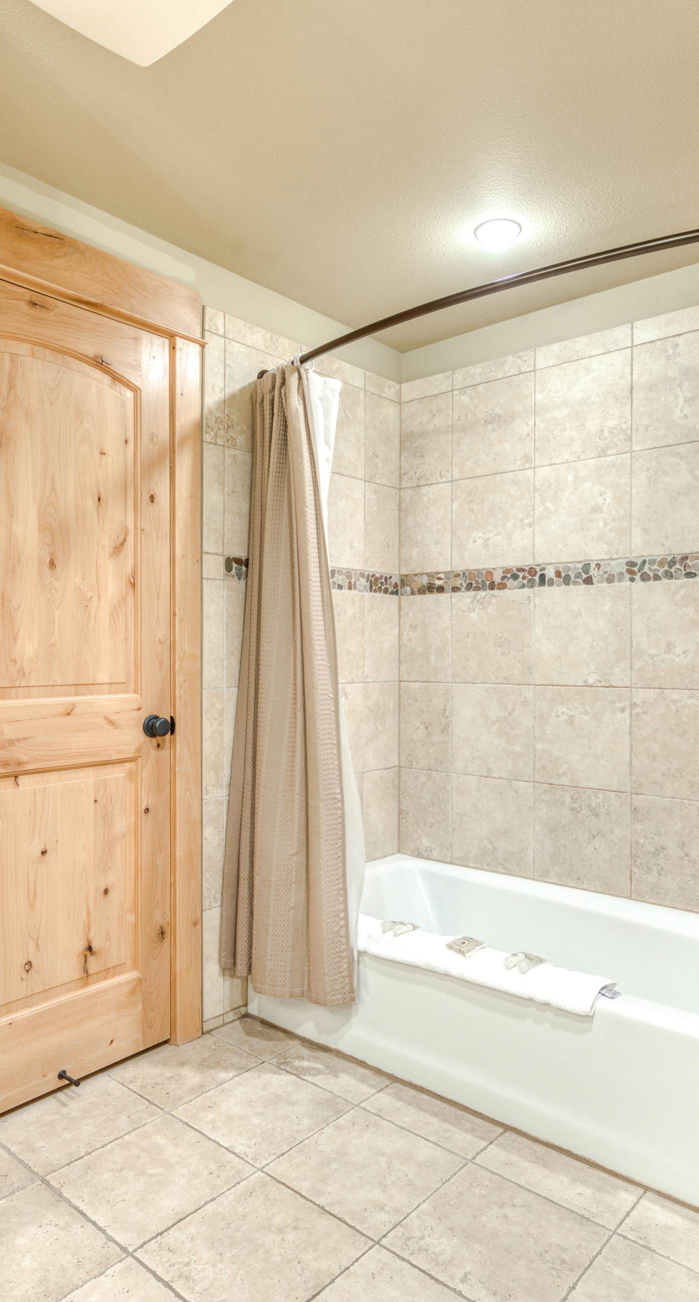 #201 Grand Lodge South Master Suite