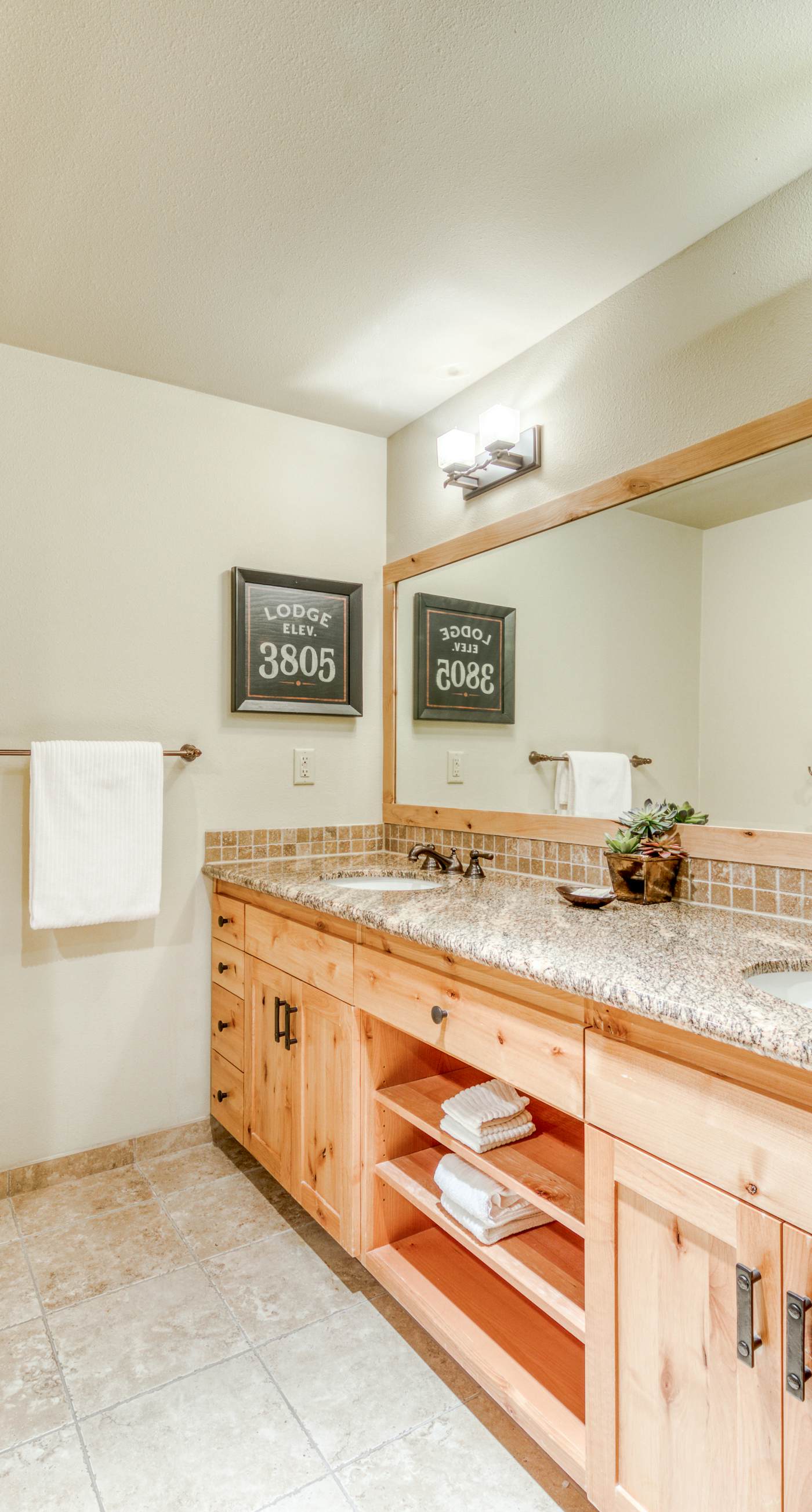 #201 Grand Lodge South Master Suite