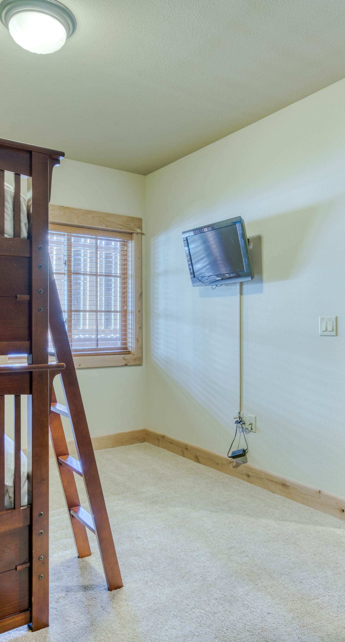 #201 Grand Lodge South Master Suite