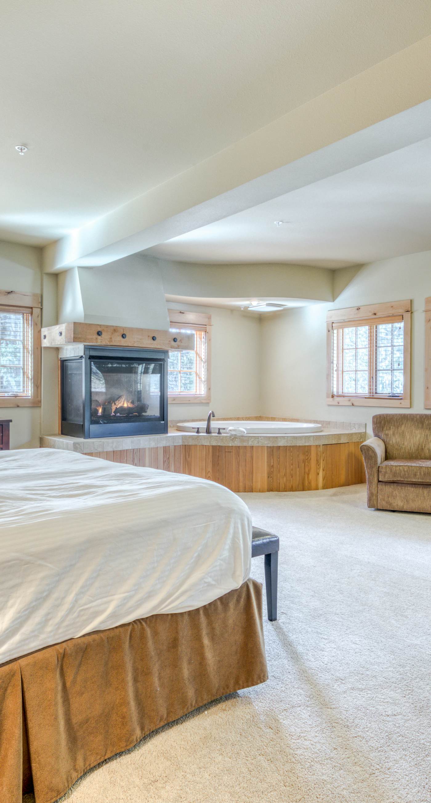 #201 Grand Lodge South Master Suite