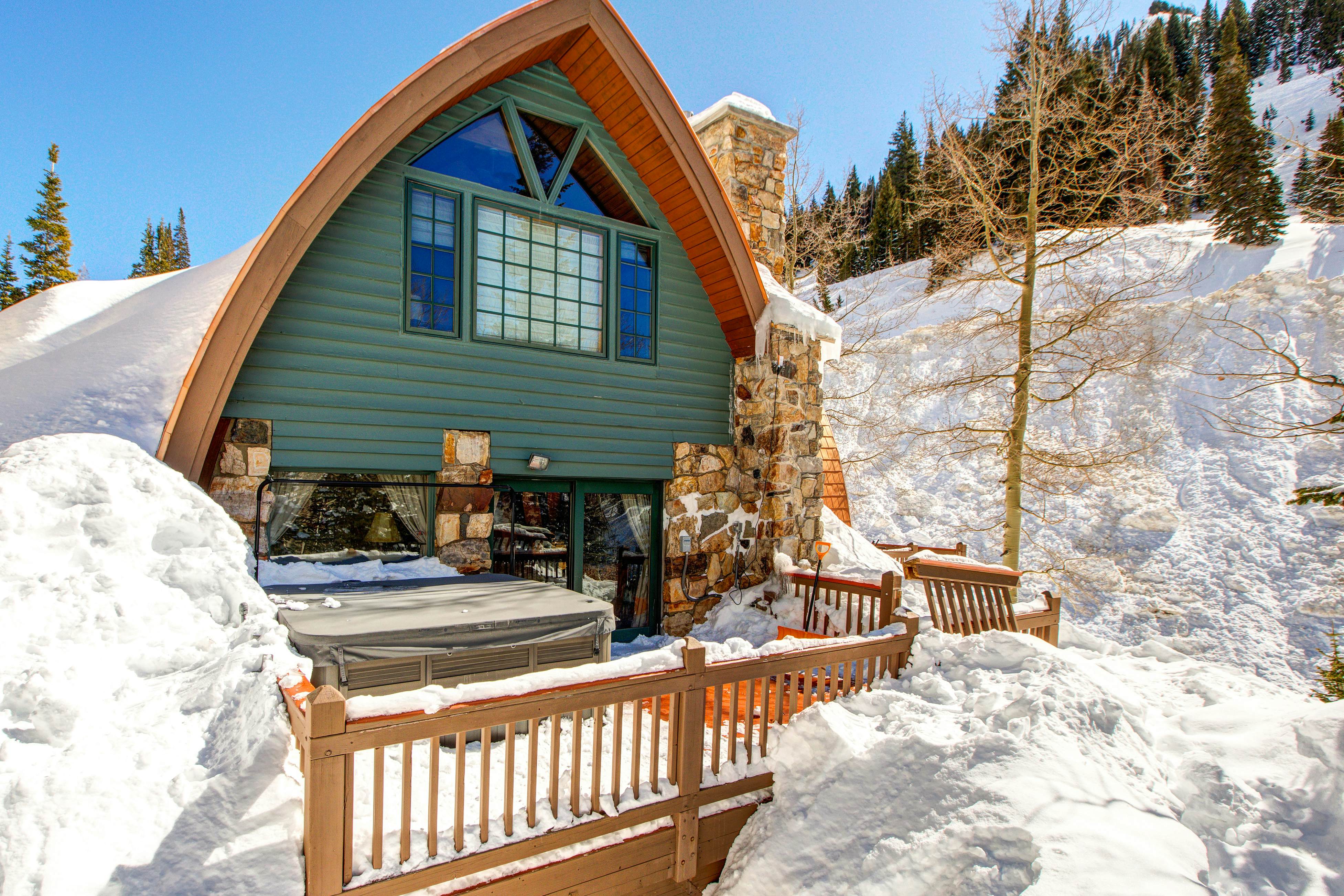 Creekside Chalet 5 BD Alta, UT Vacation Rental Vacasa