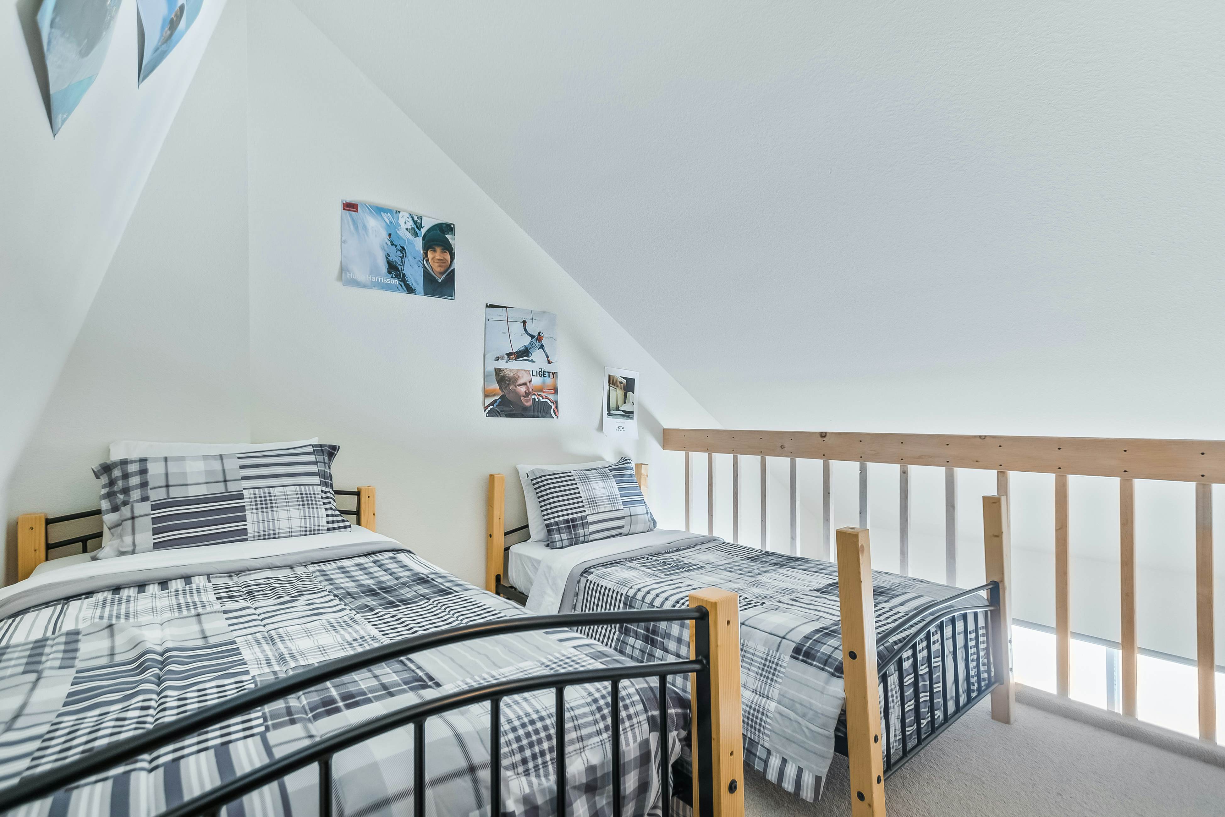 Schweitzer Ullr Retreat