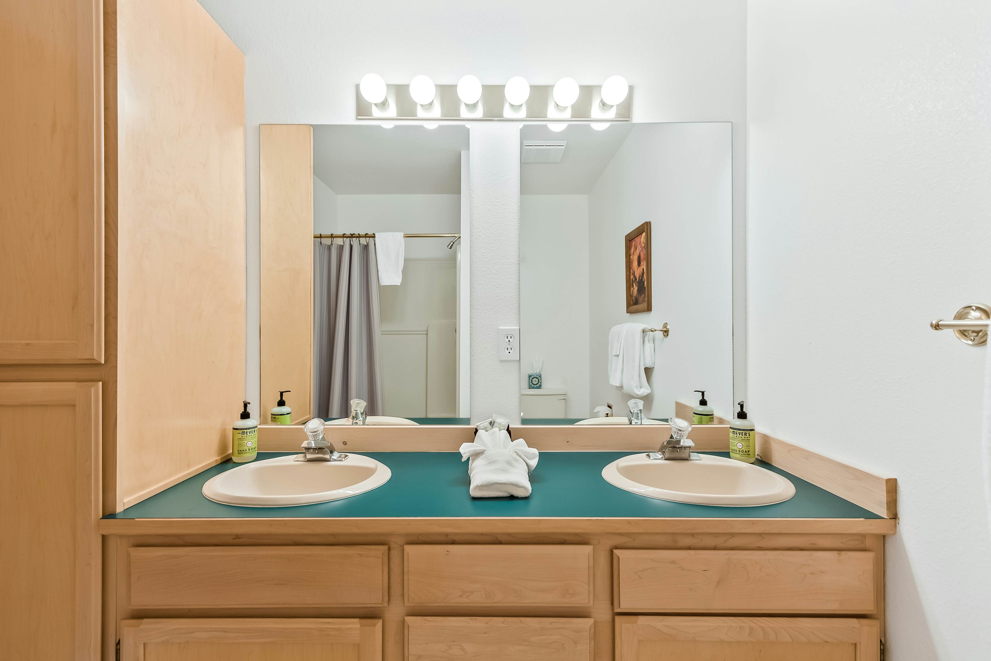 Schweitzer Ullr Retreat