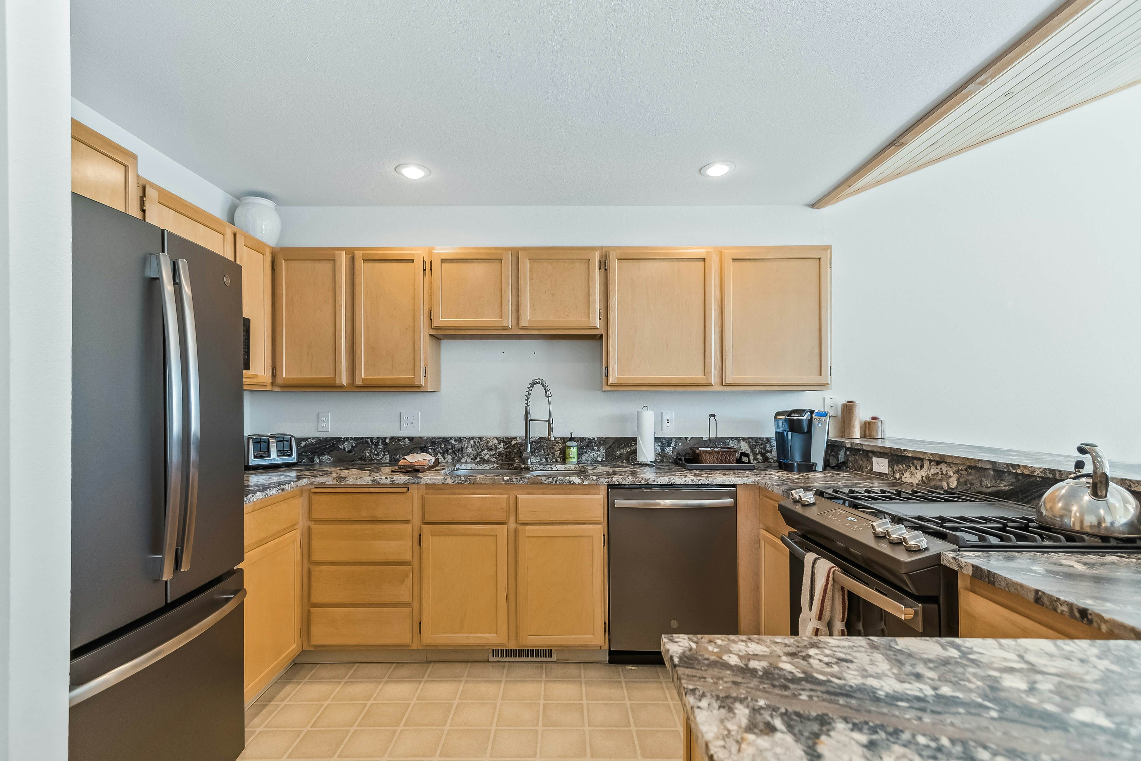 Schweitzer Ullr Retreat