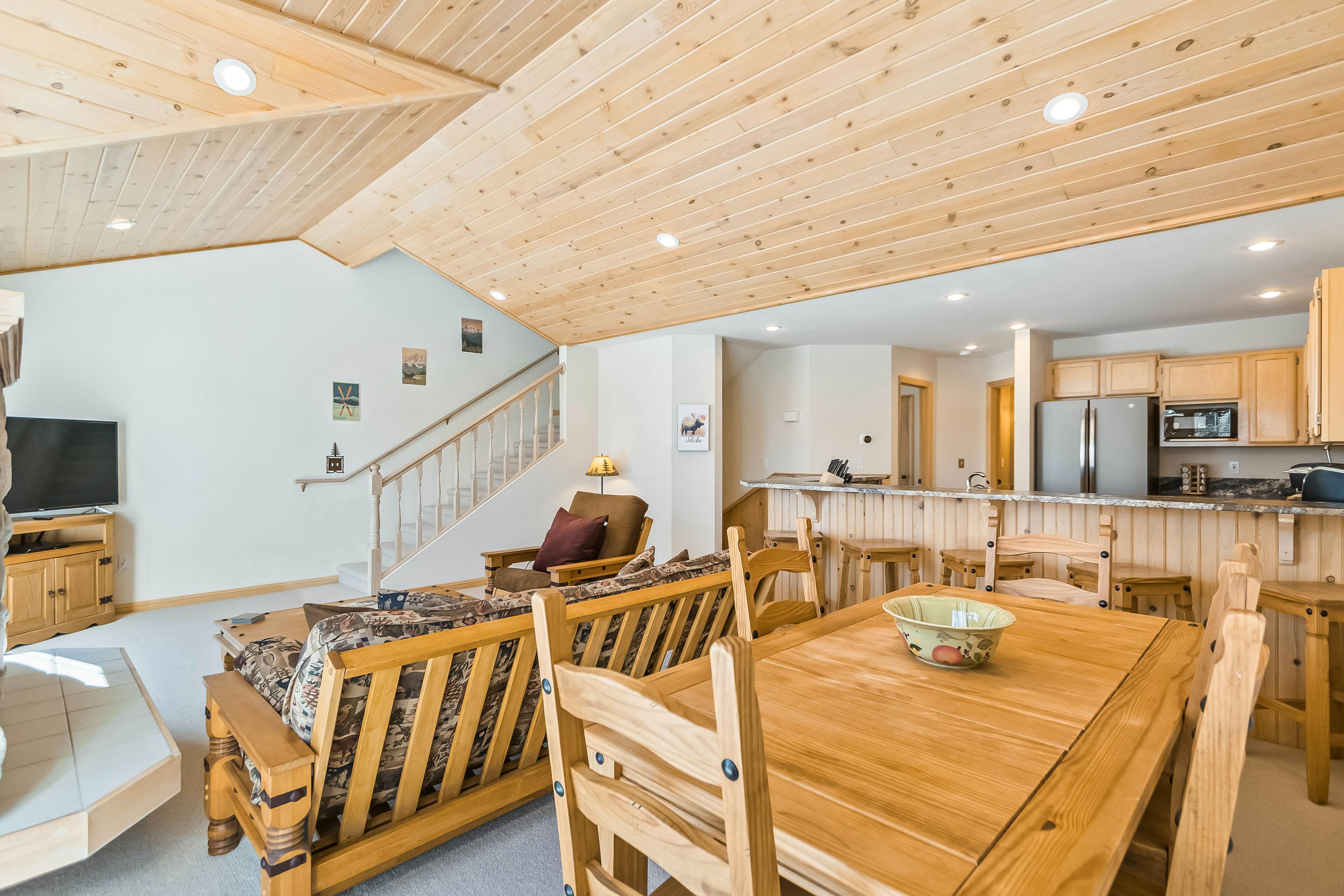 Schweitzer Ullr Retreat