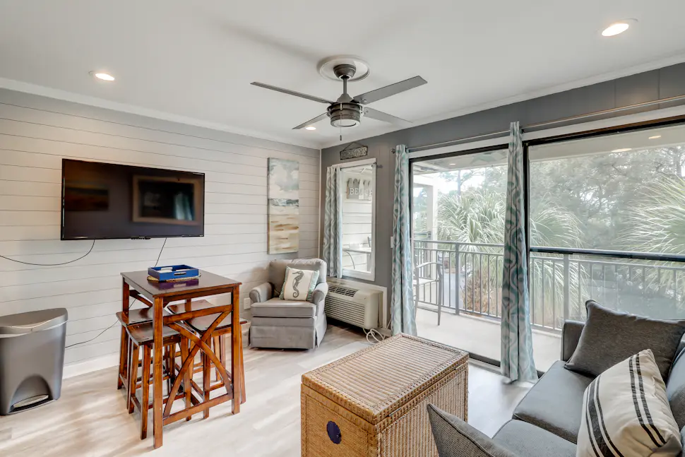 Sea Side Villas 288 1 BD Hilton Head, SC Vacation Rental Vacasa