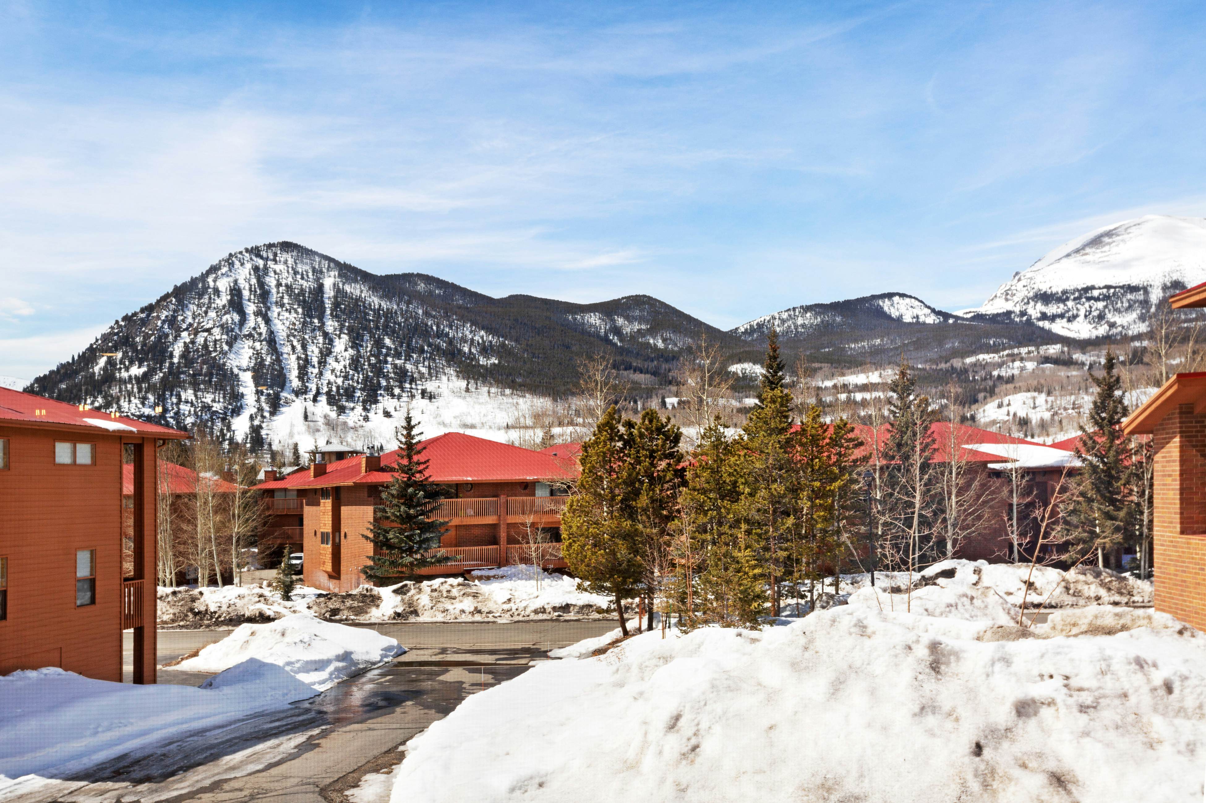 Lagoon 737C 2 BD Frisco, CO Vacation Rental Vacasa