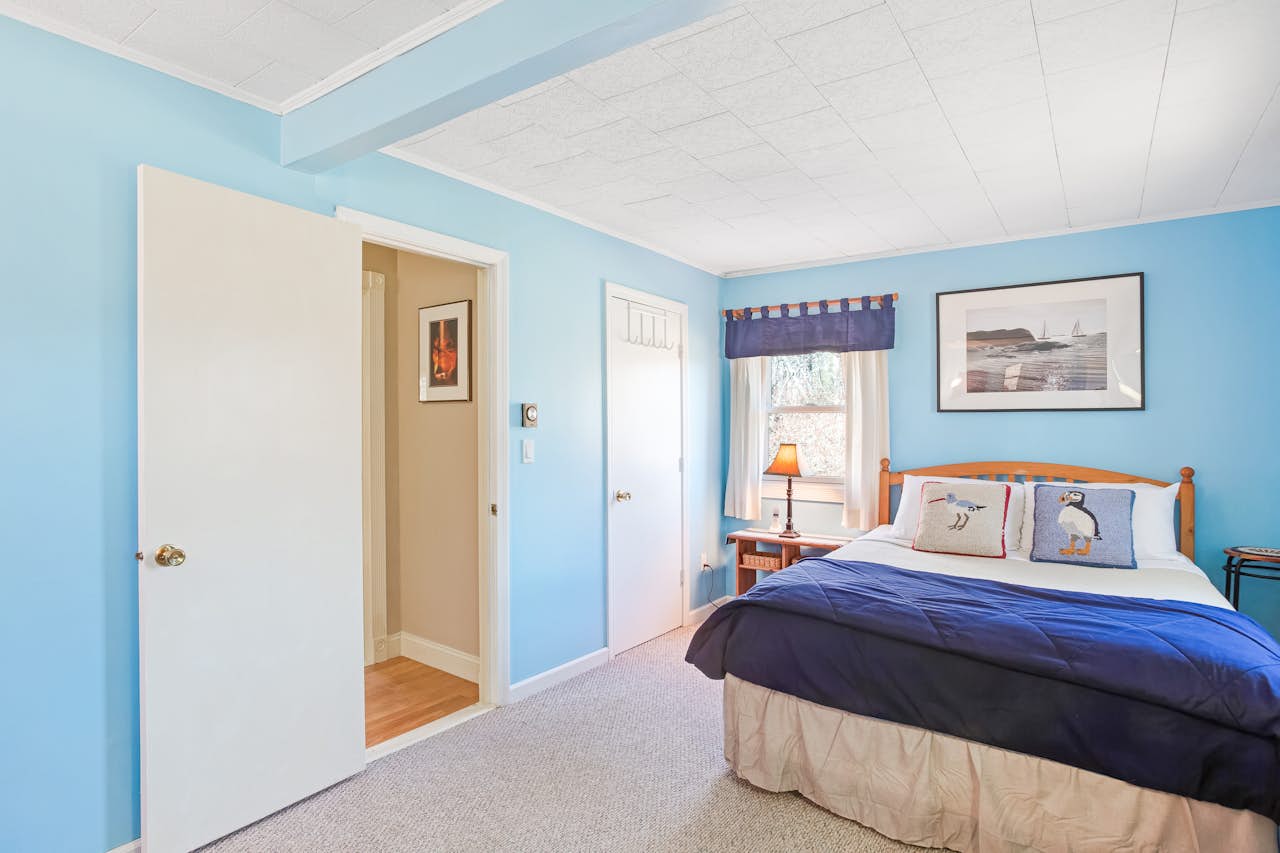 Lucky Stone Cottage 2 BD Vacation Rental in Seal Cove, ME Vacasa