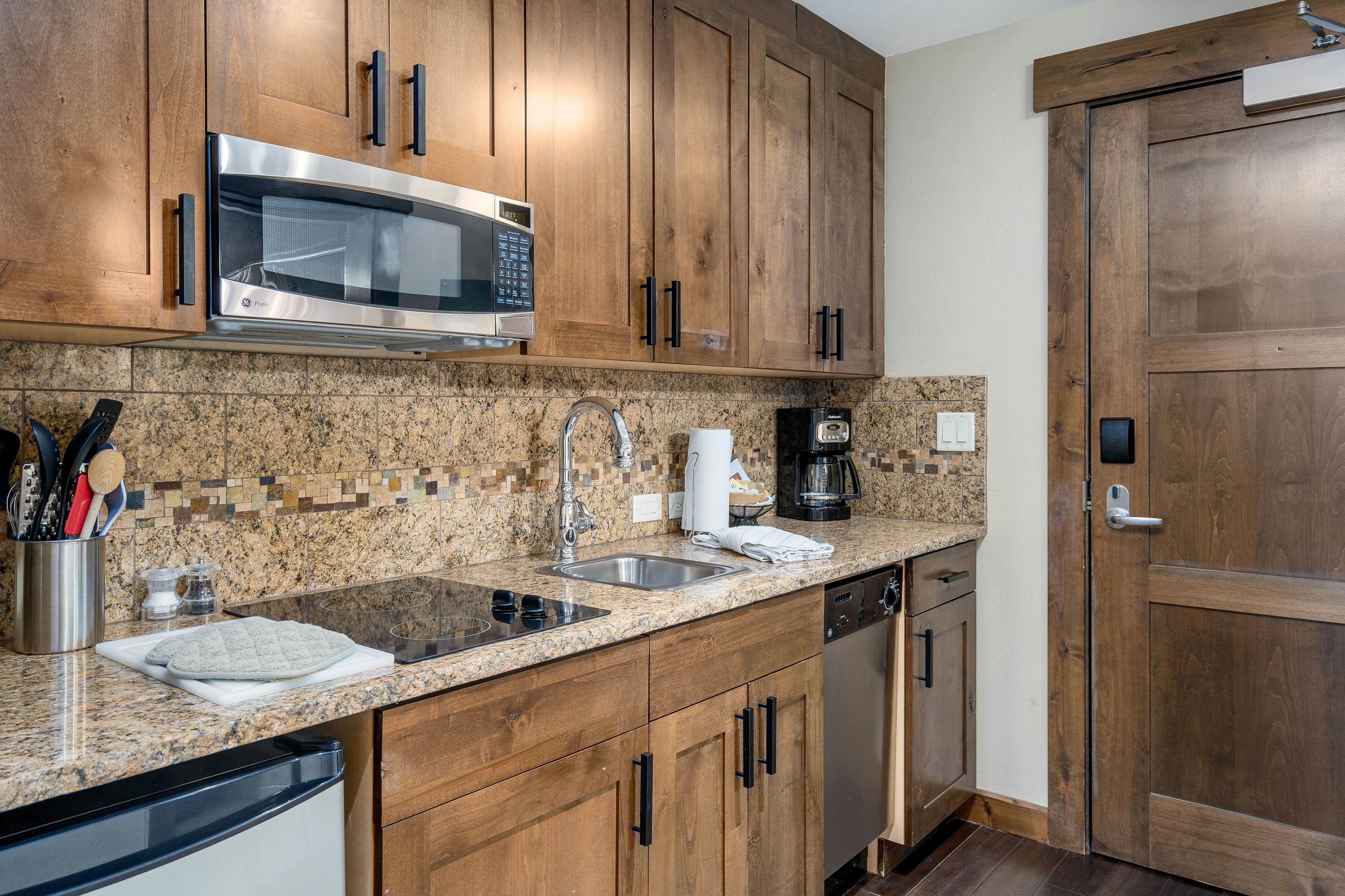 Trailhead Lodge 4108