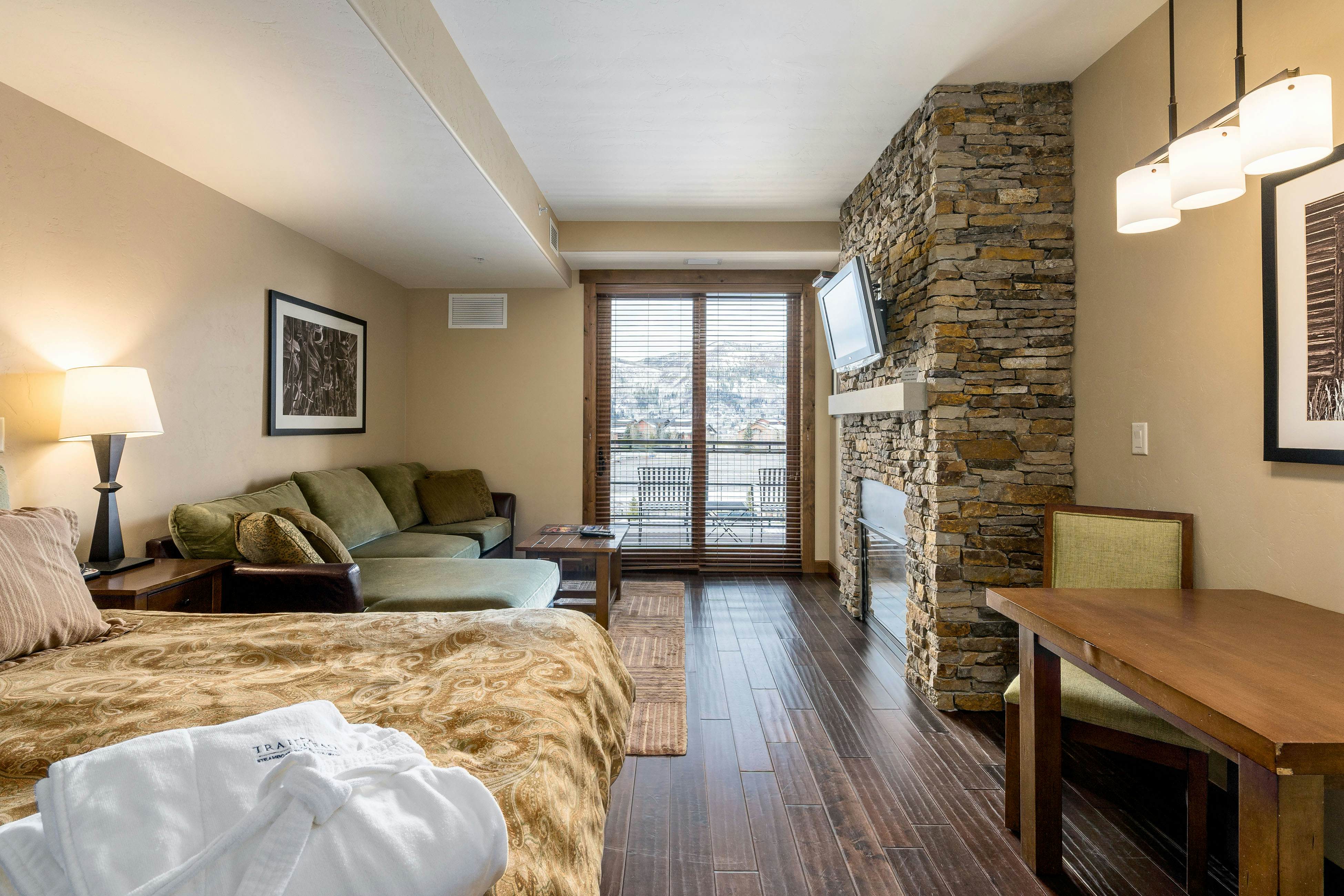 Trailhead Lodge 4108