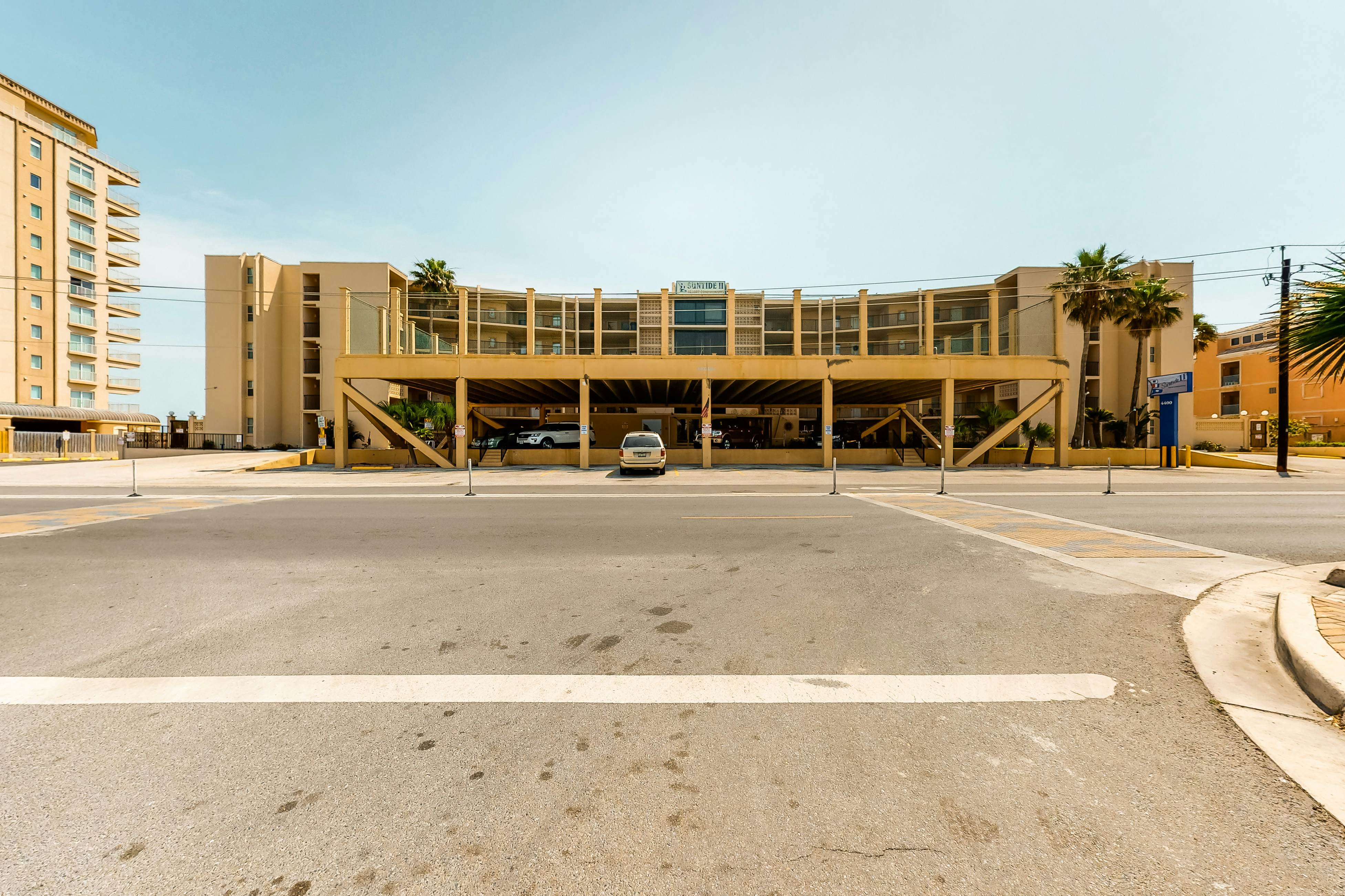 Suntide II Condominiums #306