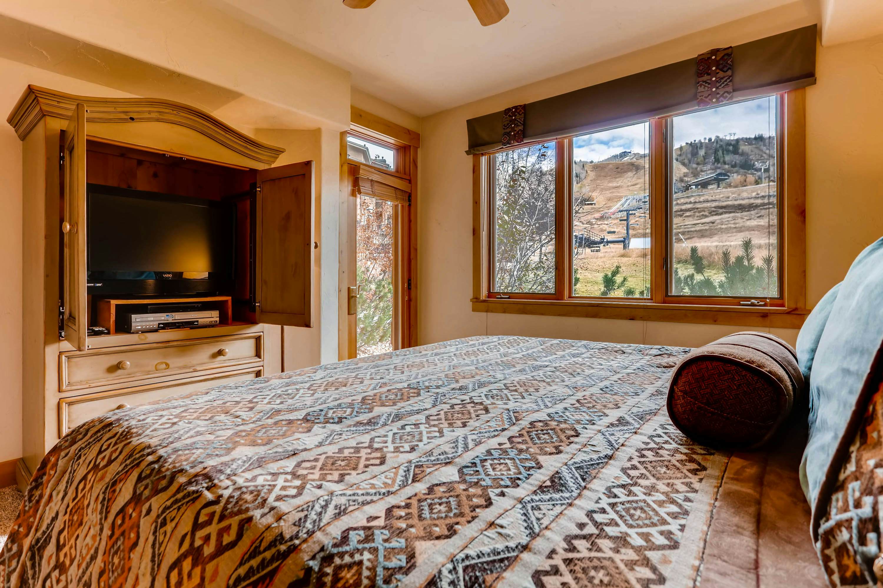 Antlers 114 4 BD Steamboat Springs, CO Vacation Rental Vacasa