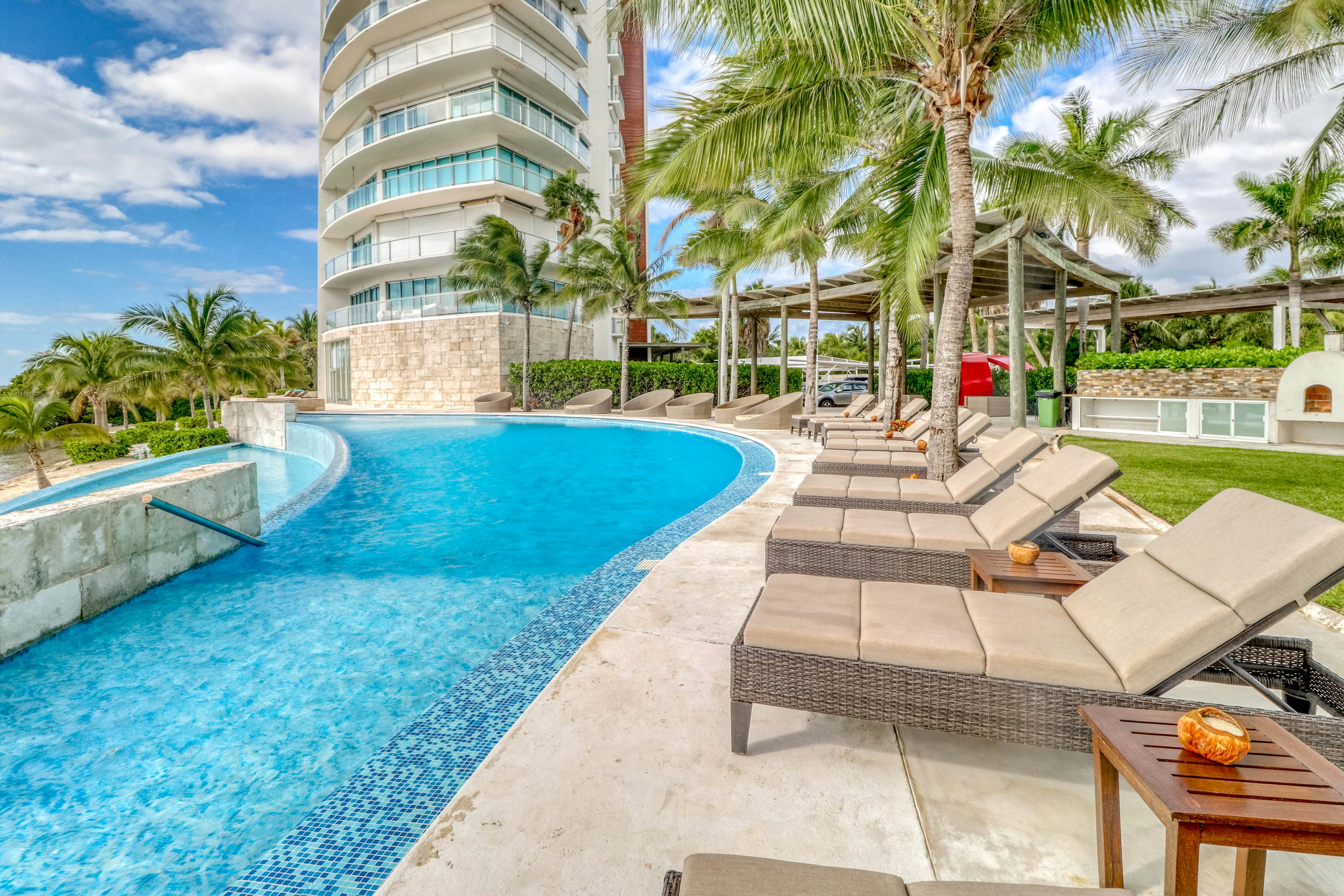 Residencial Torre Península # 3C, La Garza