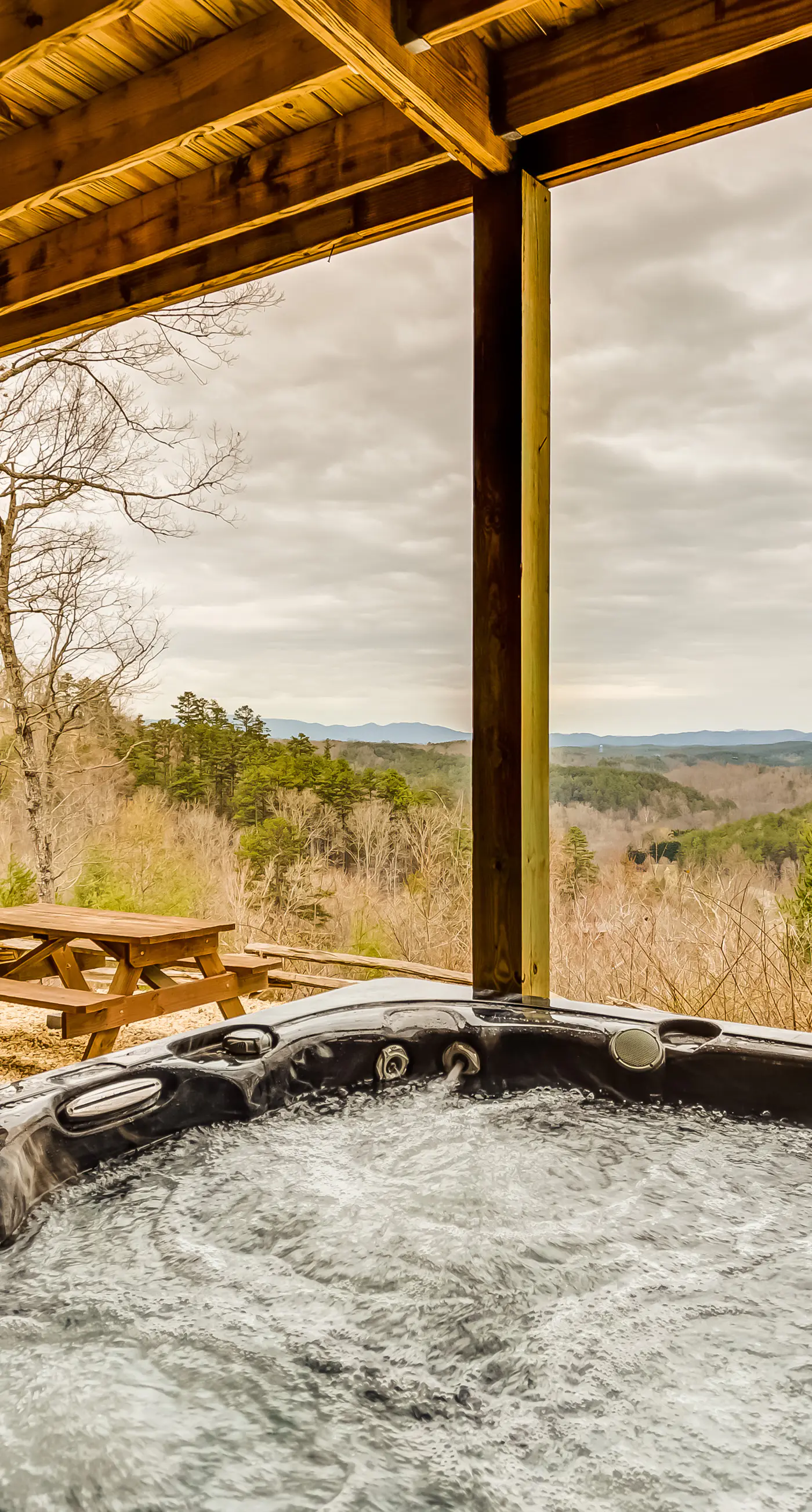 Roscoe's Retreat 5 BD Blue Ridge, GA Vacation Rental Vacasa