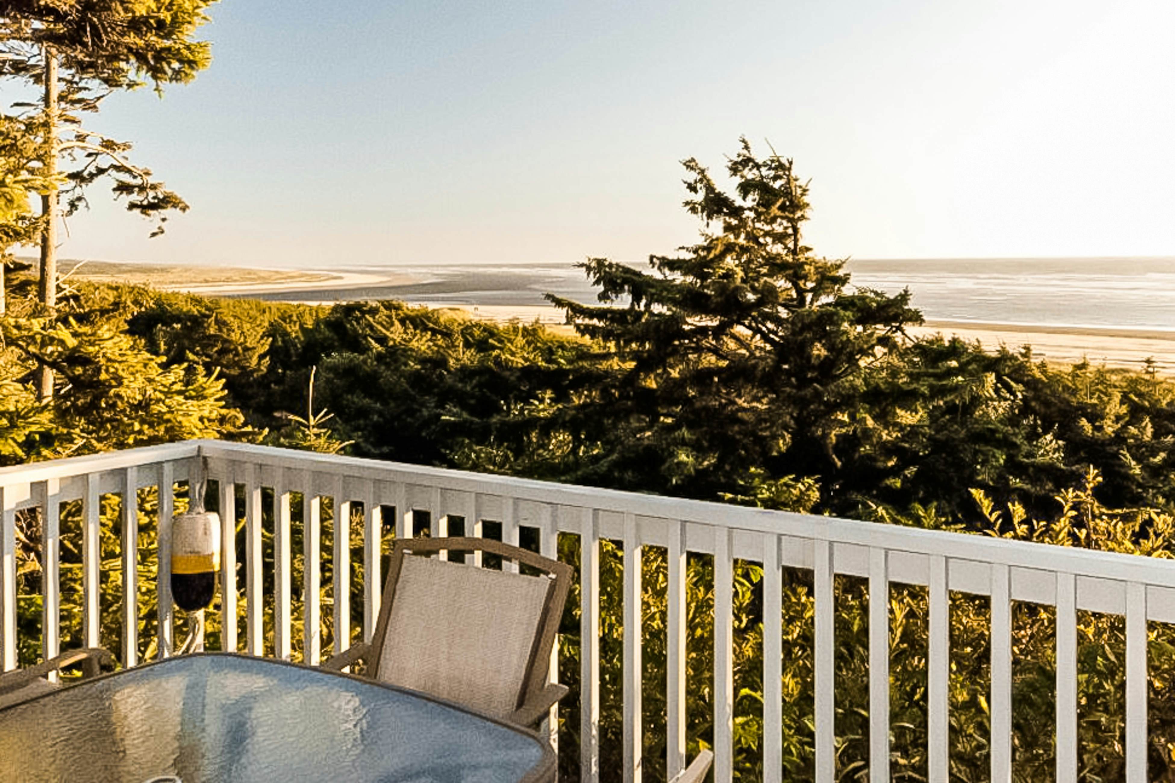 Rocks Cabin 1 BD Copalis Beach, WA Vacation Rental Vacasa