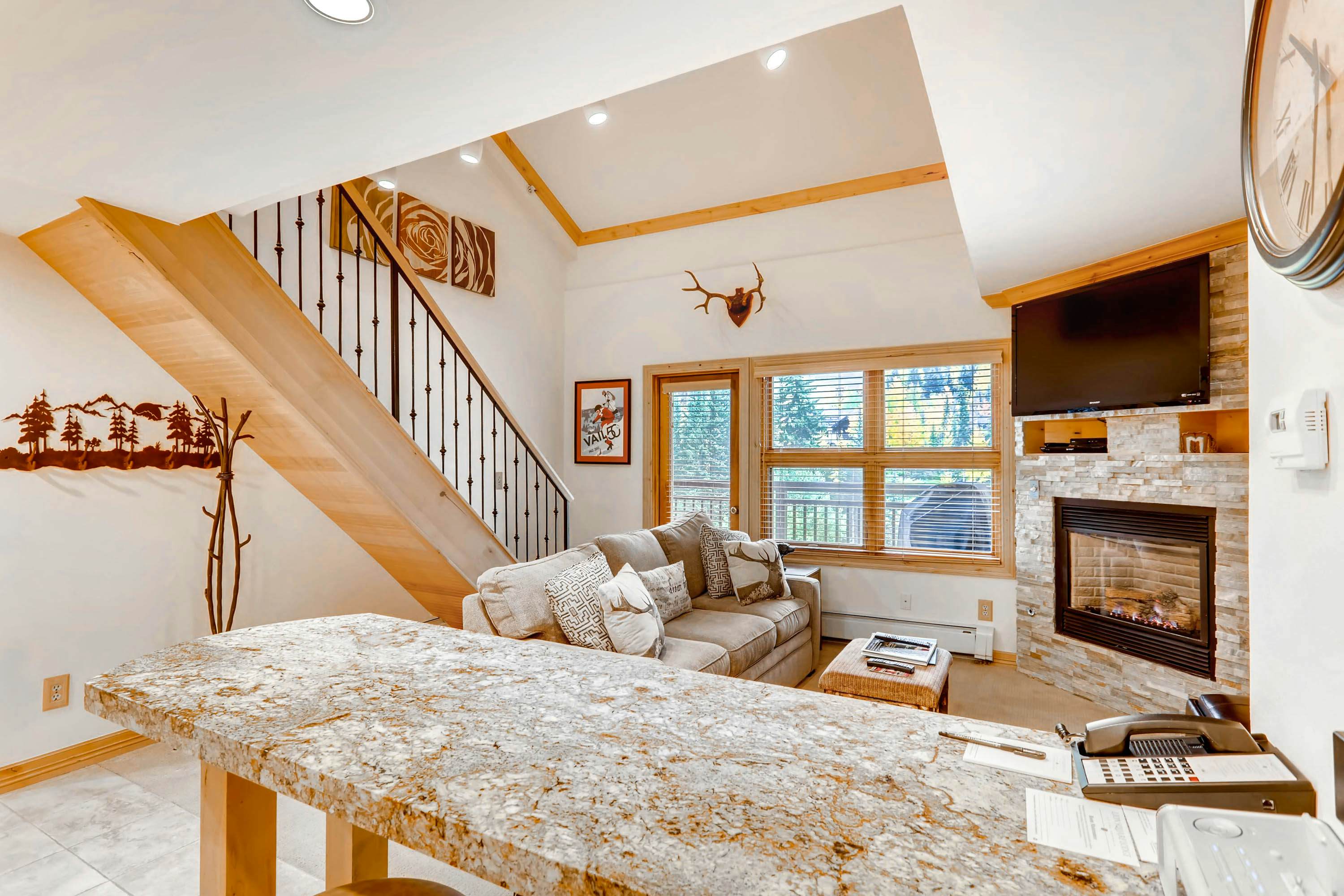 Lion Square Lodge South 554a