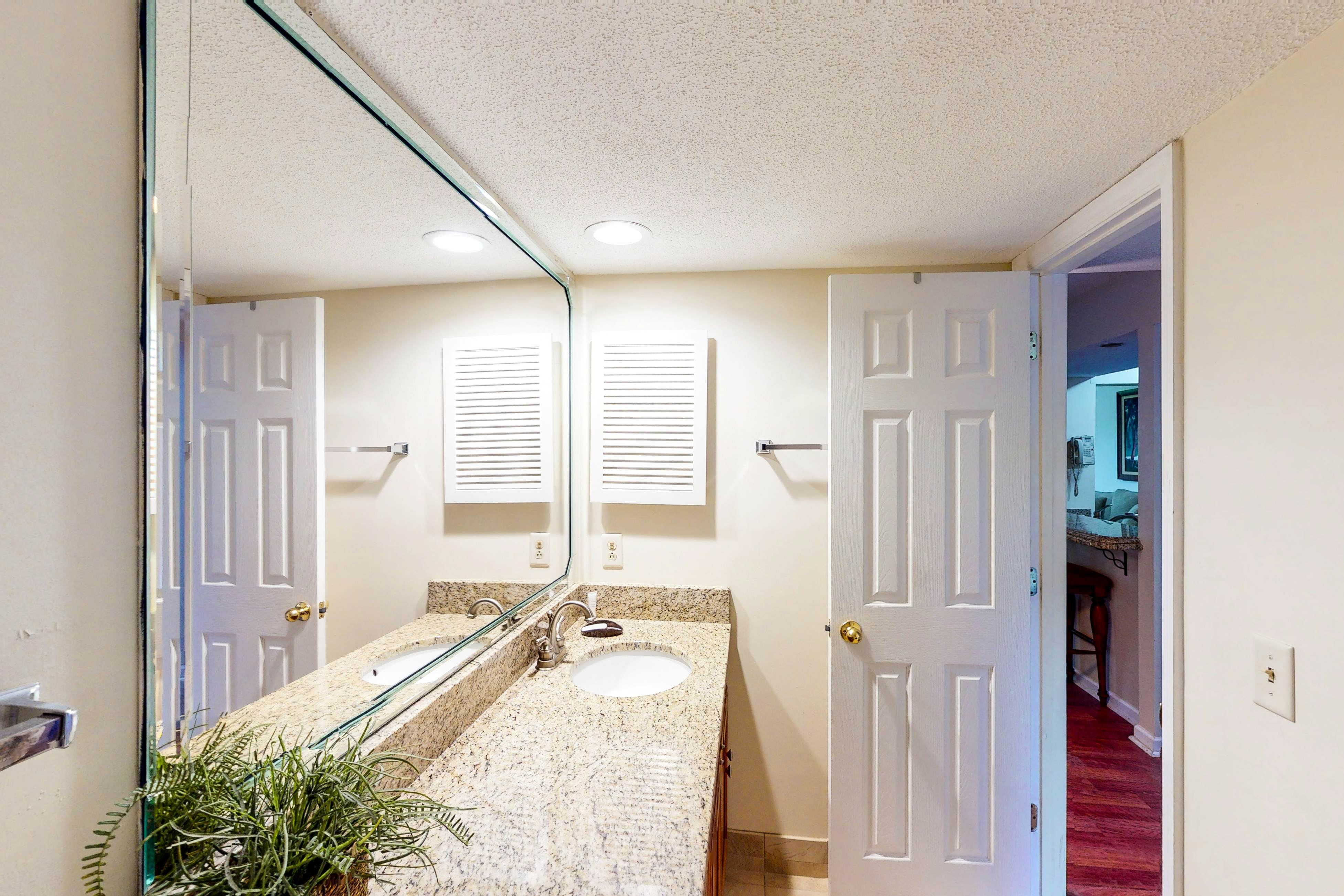 Turnberry Village 251