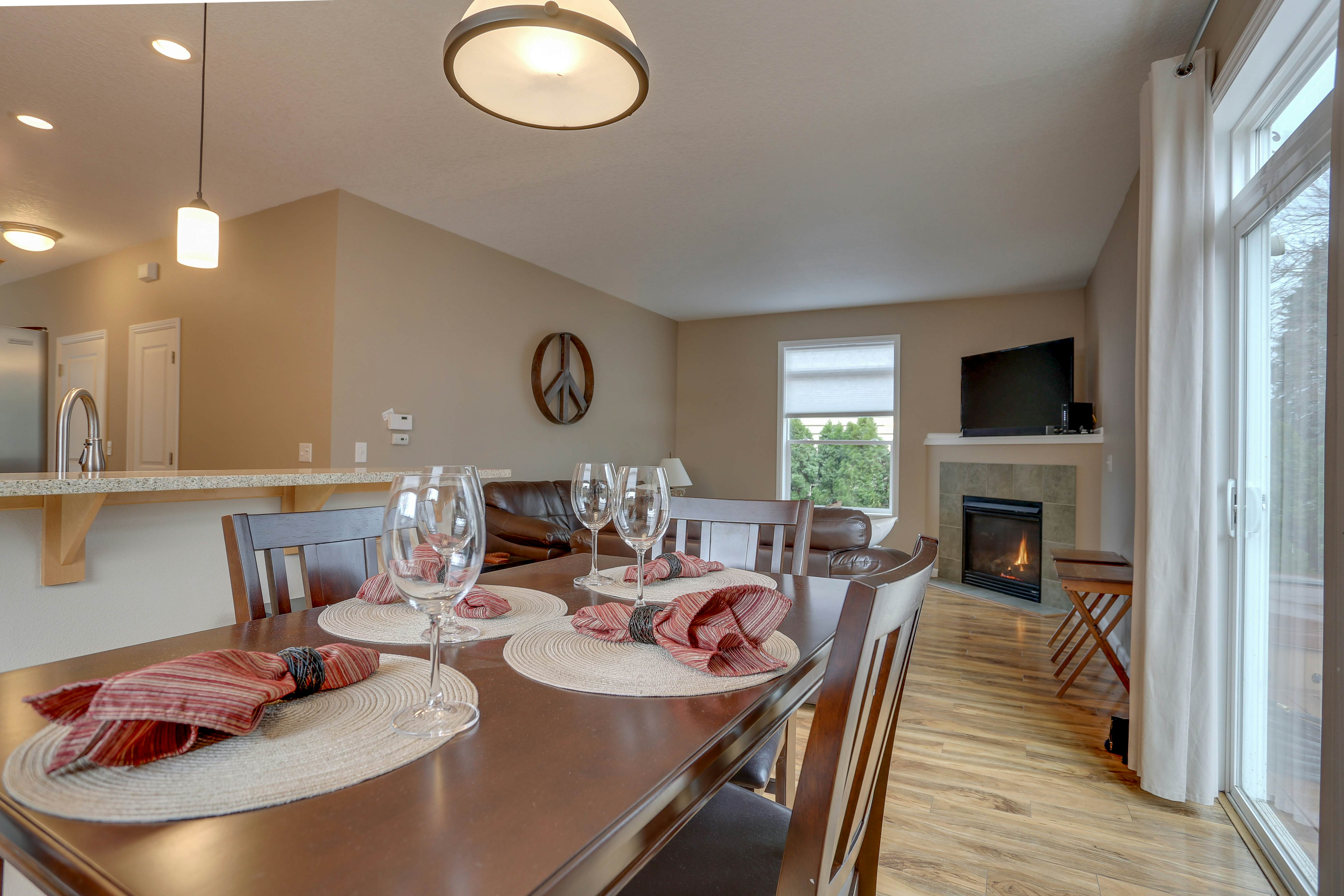 The Buxton 3 BD Troutdale, OR Vacation Rental Vacasa