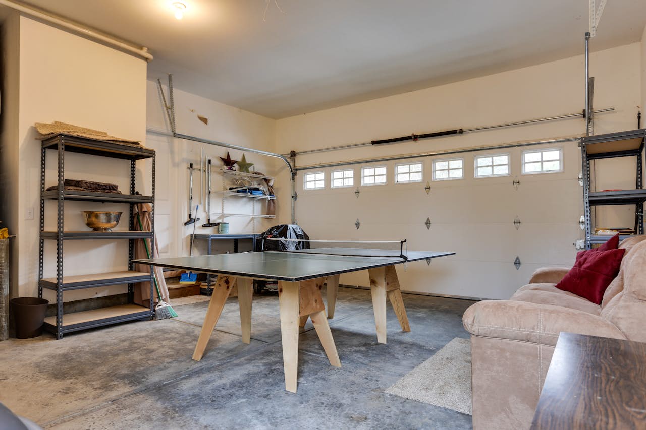 The Buxton 3 BD Vacation Rental in Troutdale, OR Vacasa