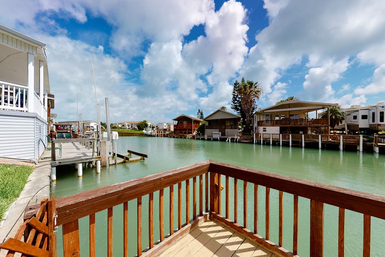 Long Island Village 190 W. 1 BD Port Isabel, TX Vacation