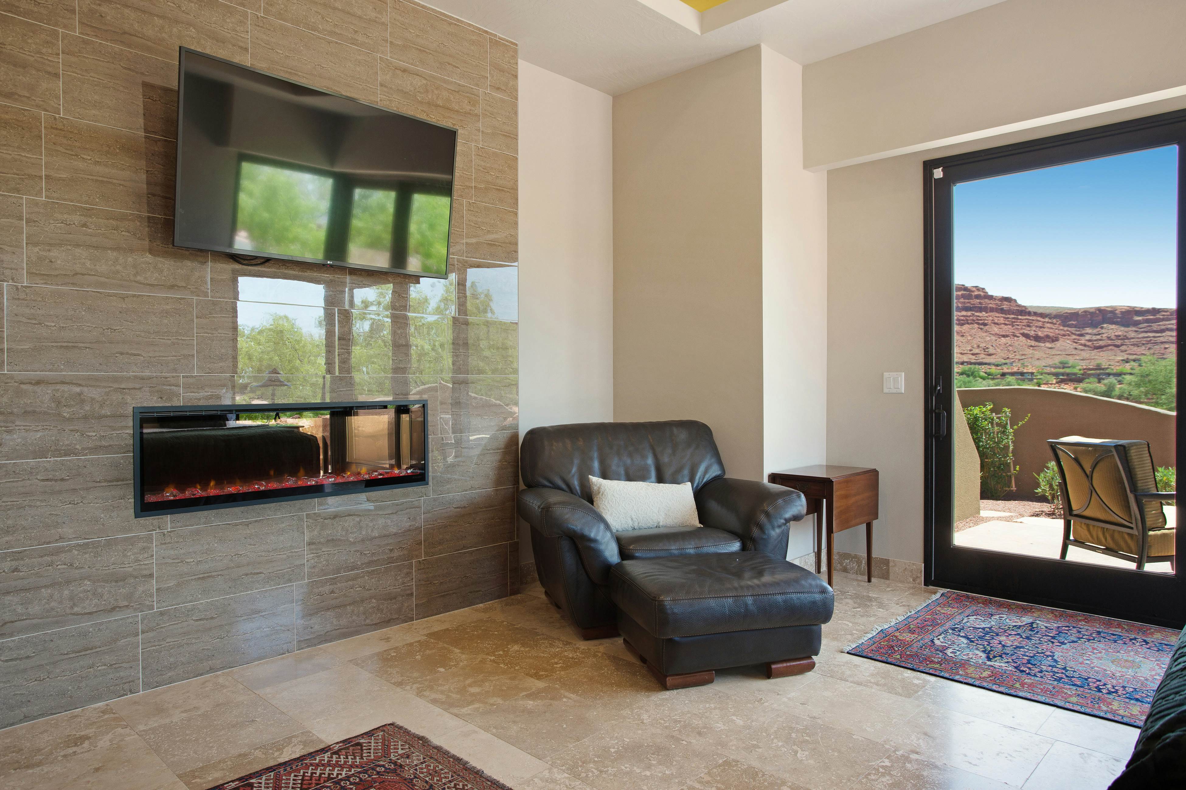 Red Rock Escape with Suite