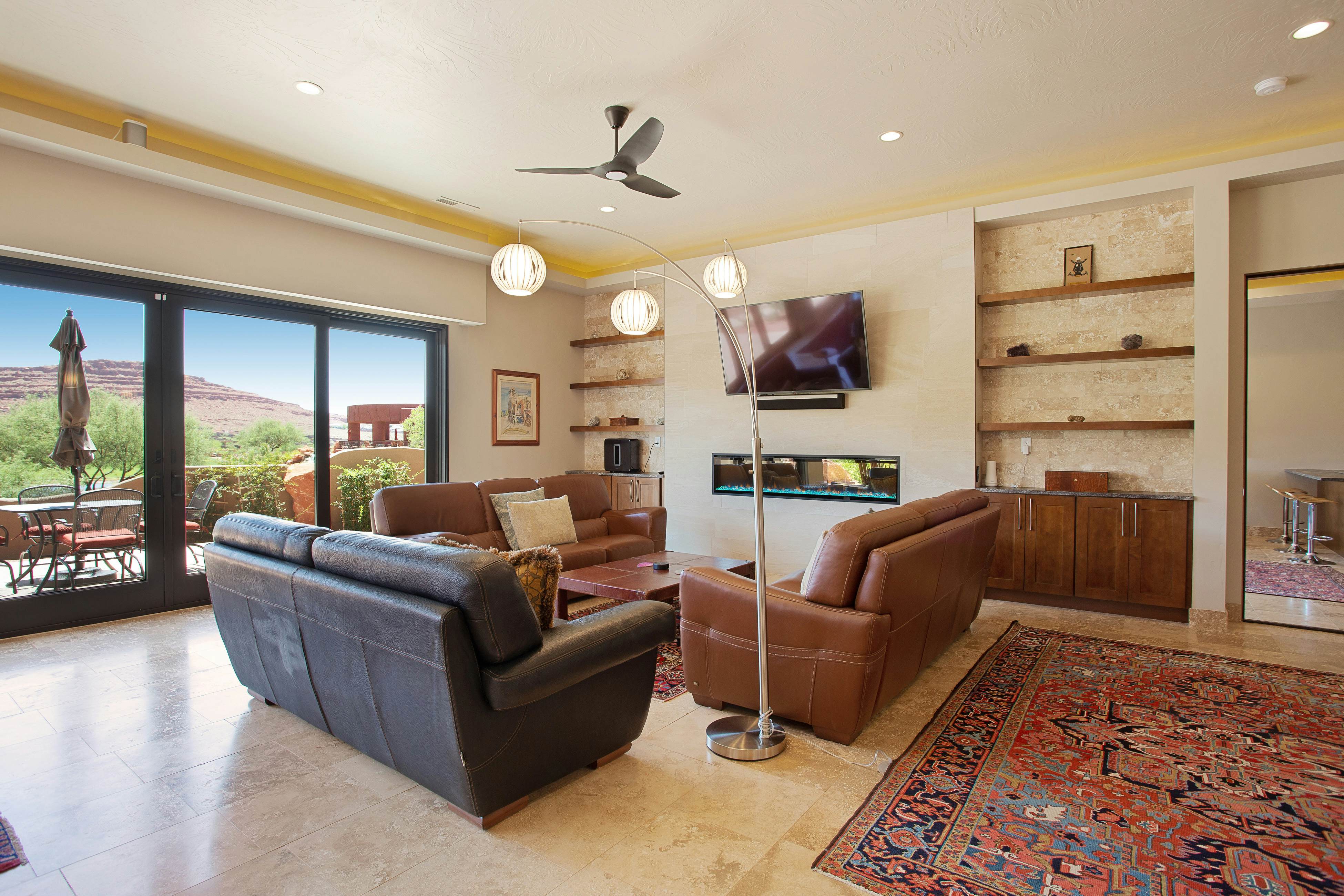 Red Rock Escape with Suite