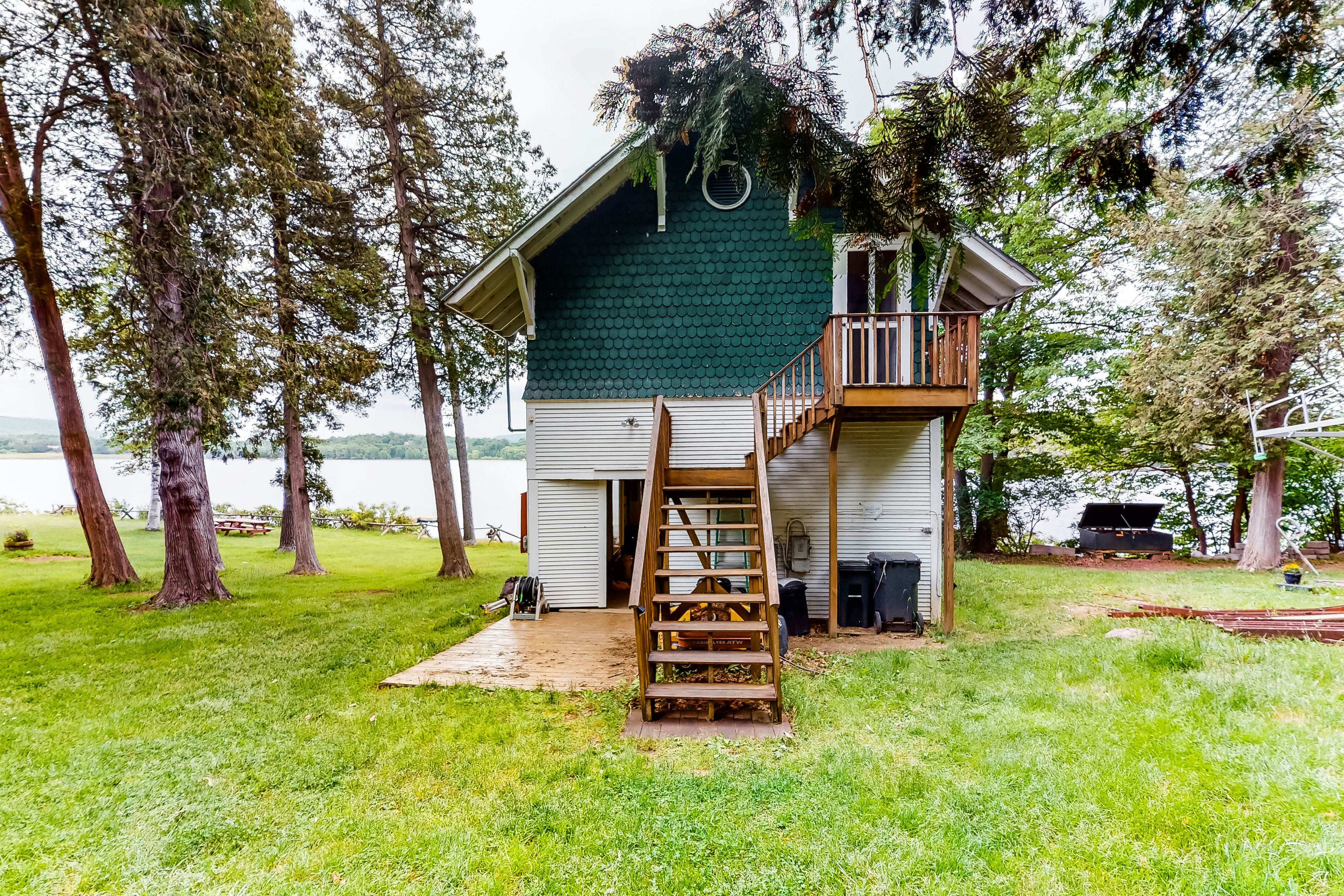 Garden Island's Willow