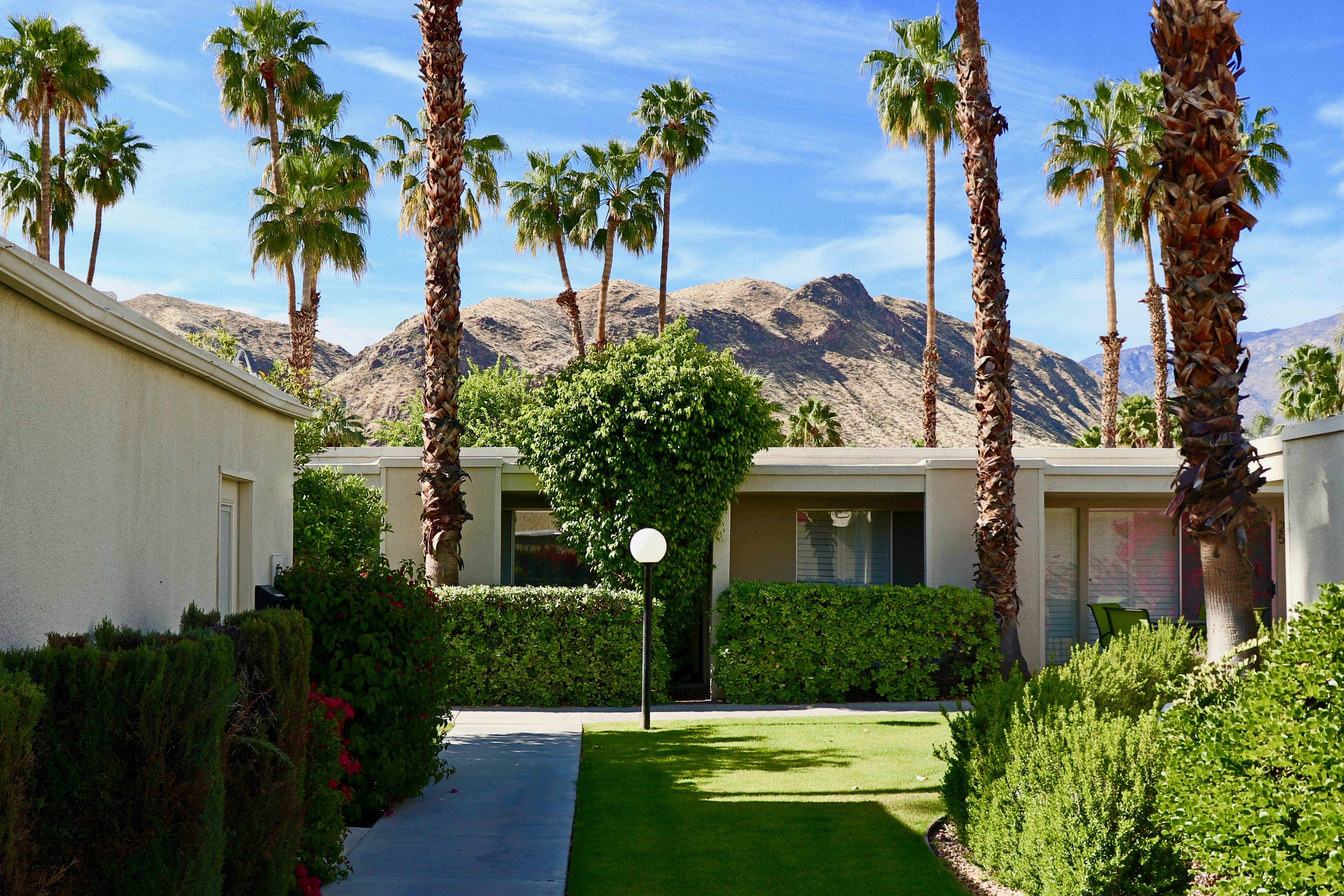 Coco Cabana Hideaway - 69210