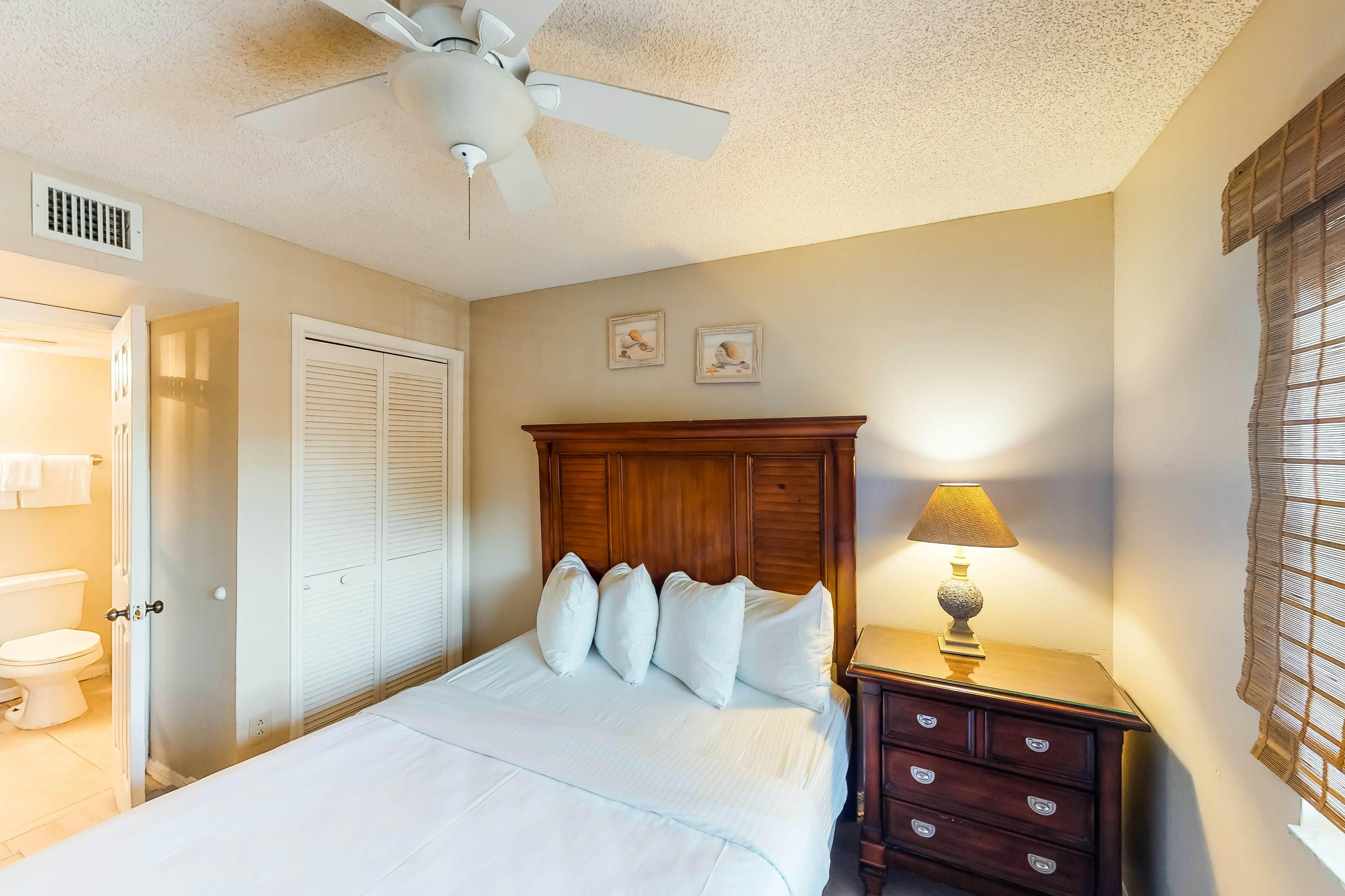 Ocean Pointe 2210 2 BD Tavernier, FL Vacation Rental Vacasa