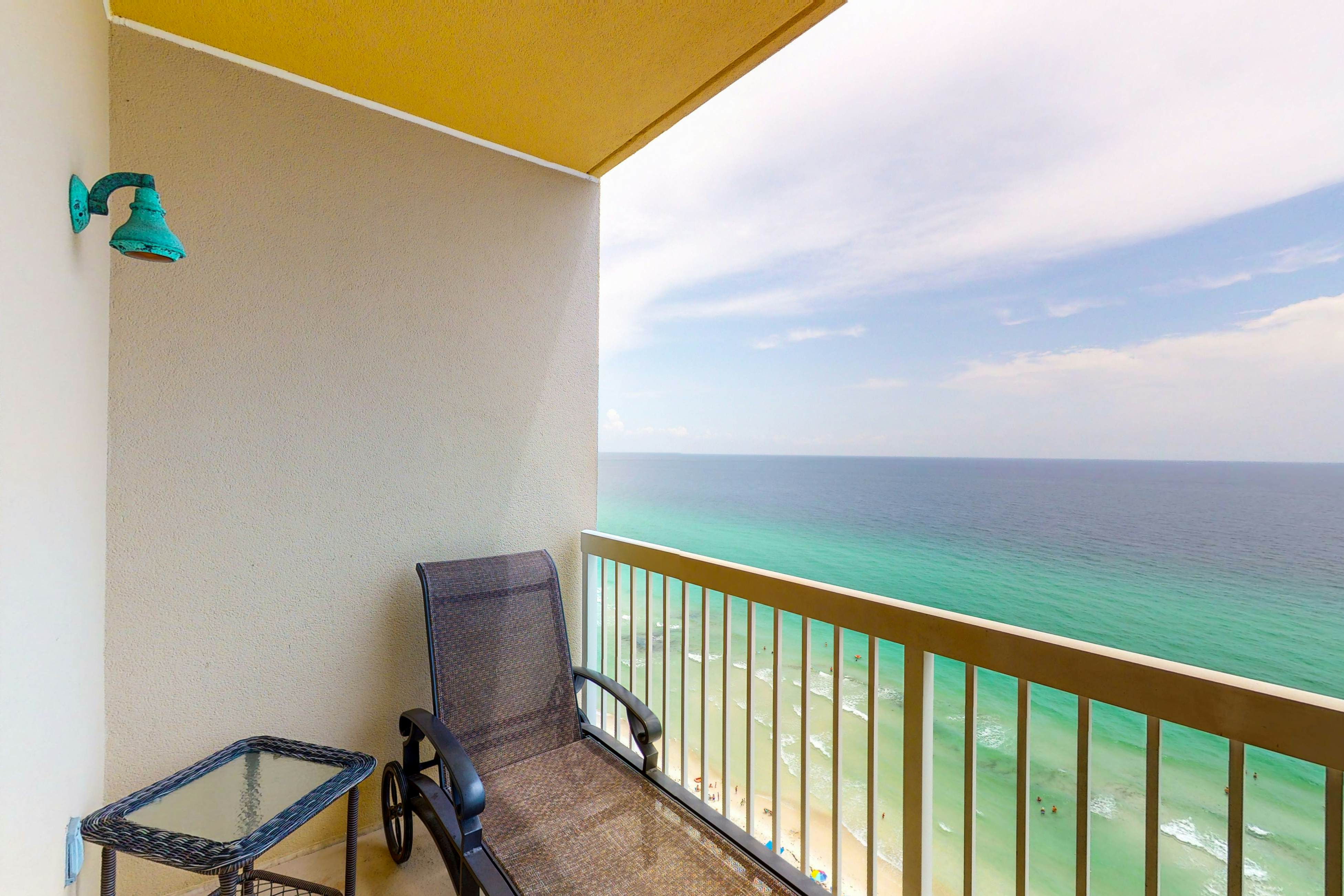 Seychelles Beach Resort 1808