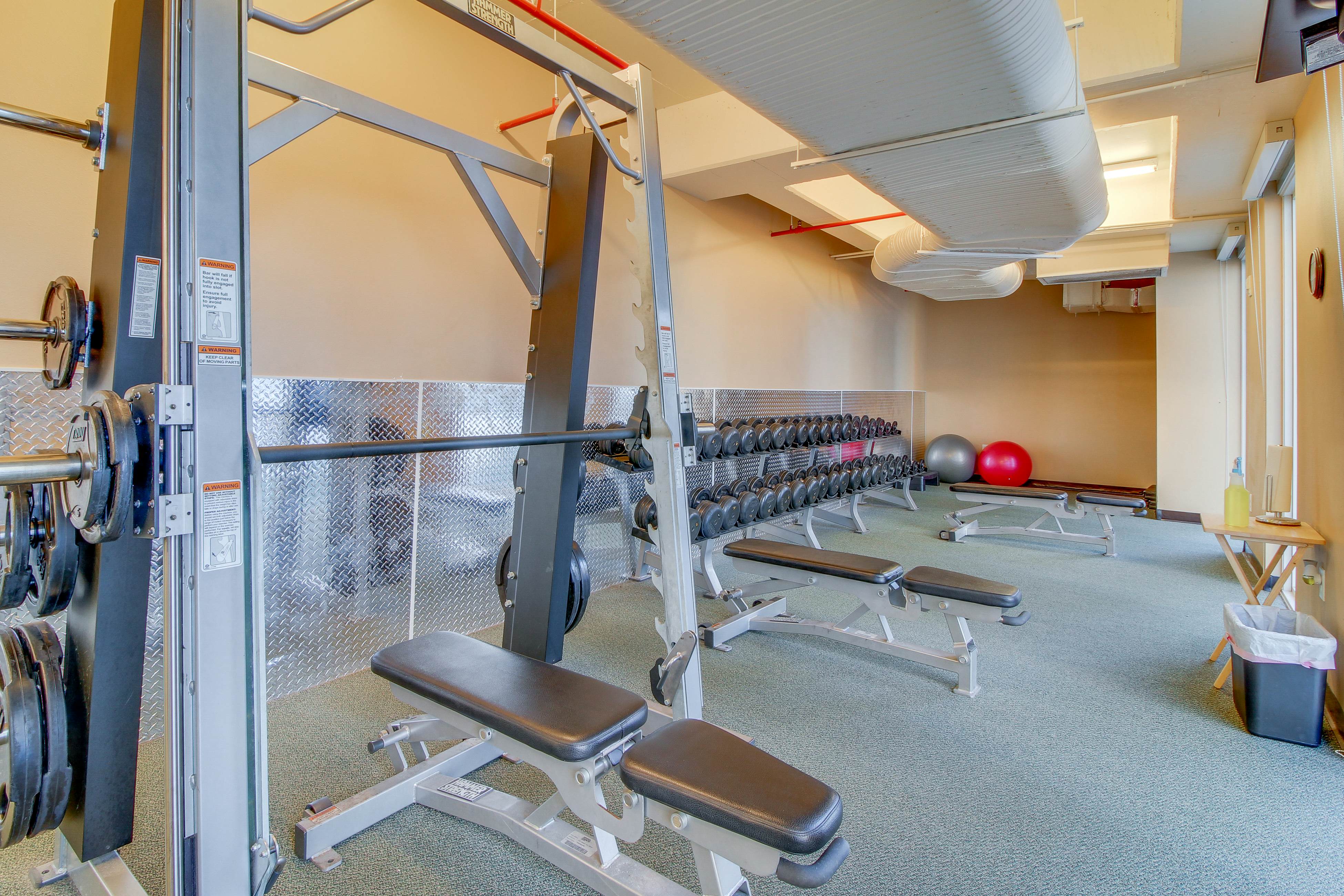 Majestic Beach Resort Tower 2- 1805