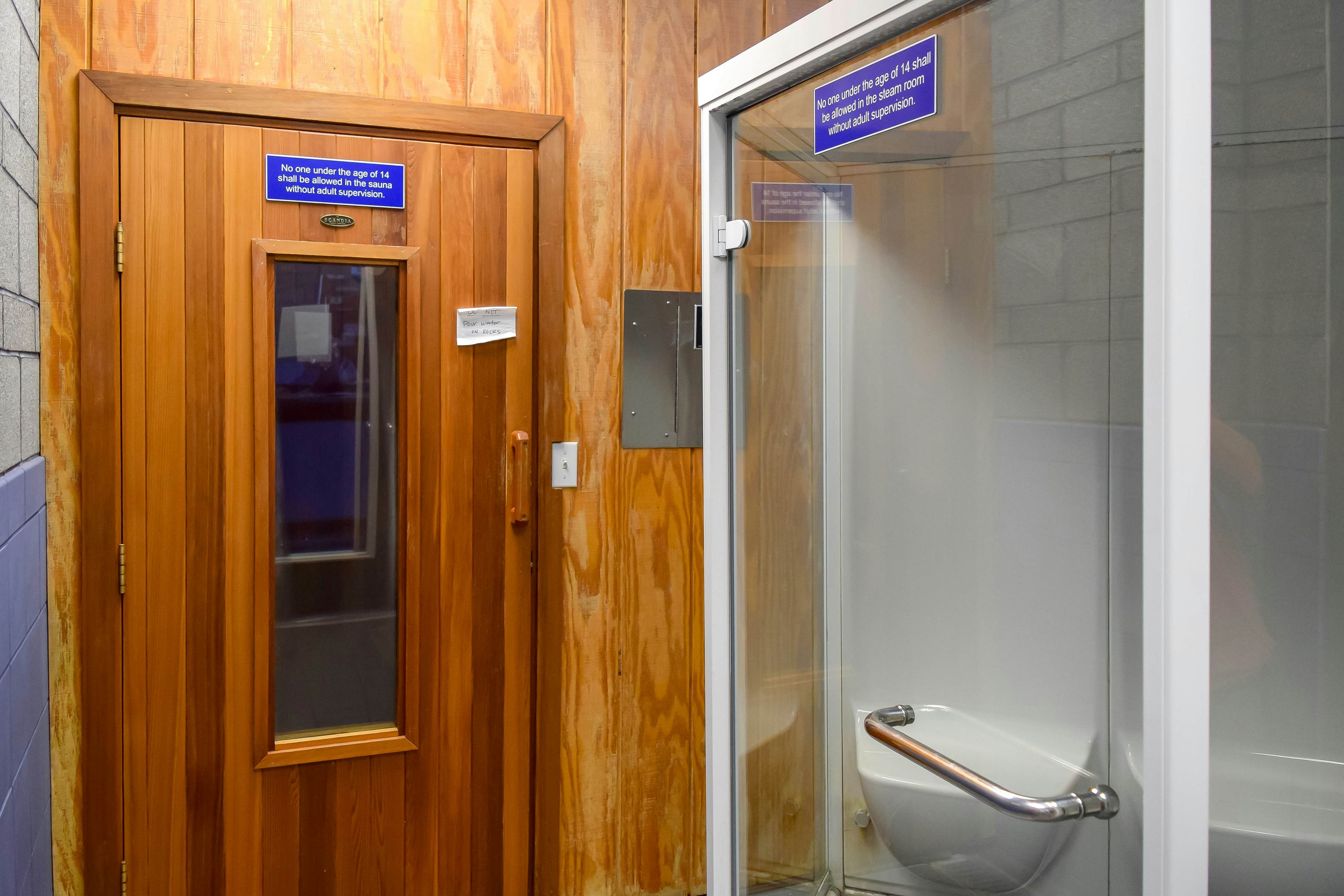 Single Level Ranch Condo in Elkhorn