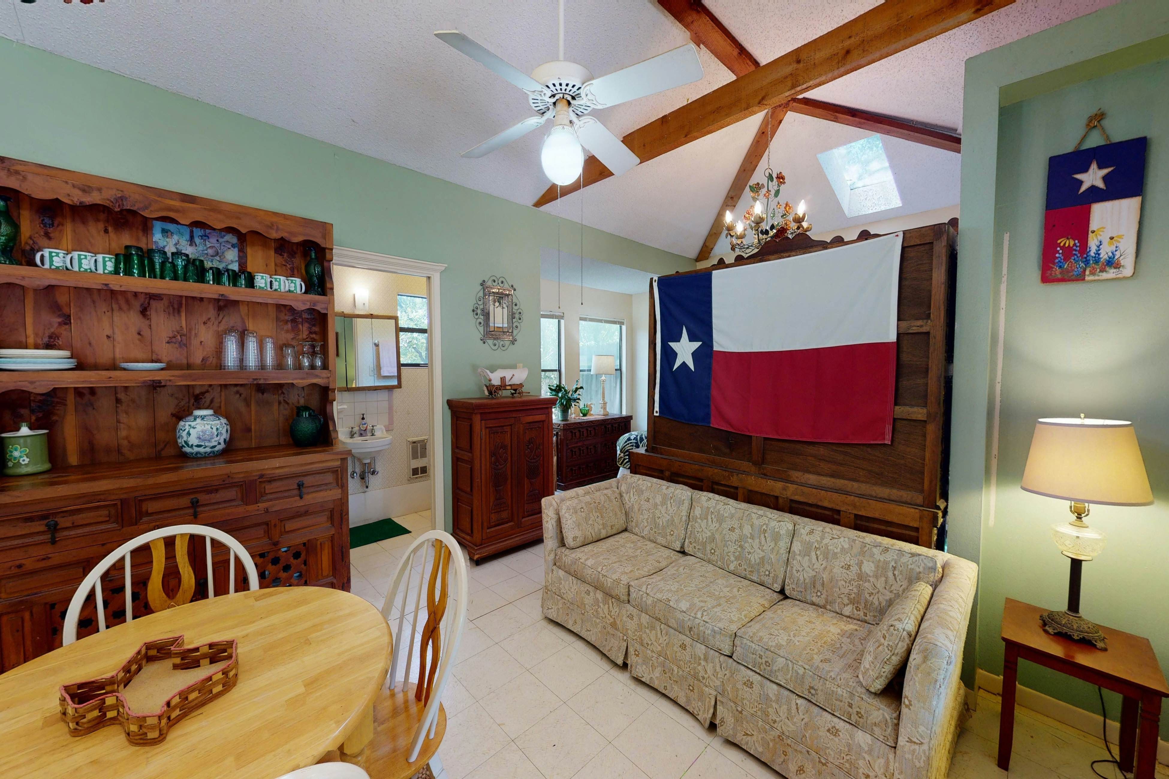 Shamrock Cottage 0 BD Ingram, TX Vacation Rental Vacasa