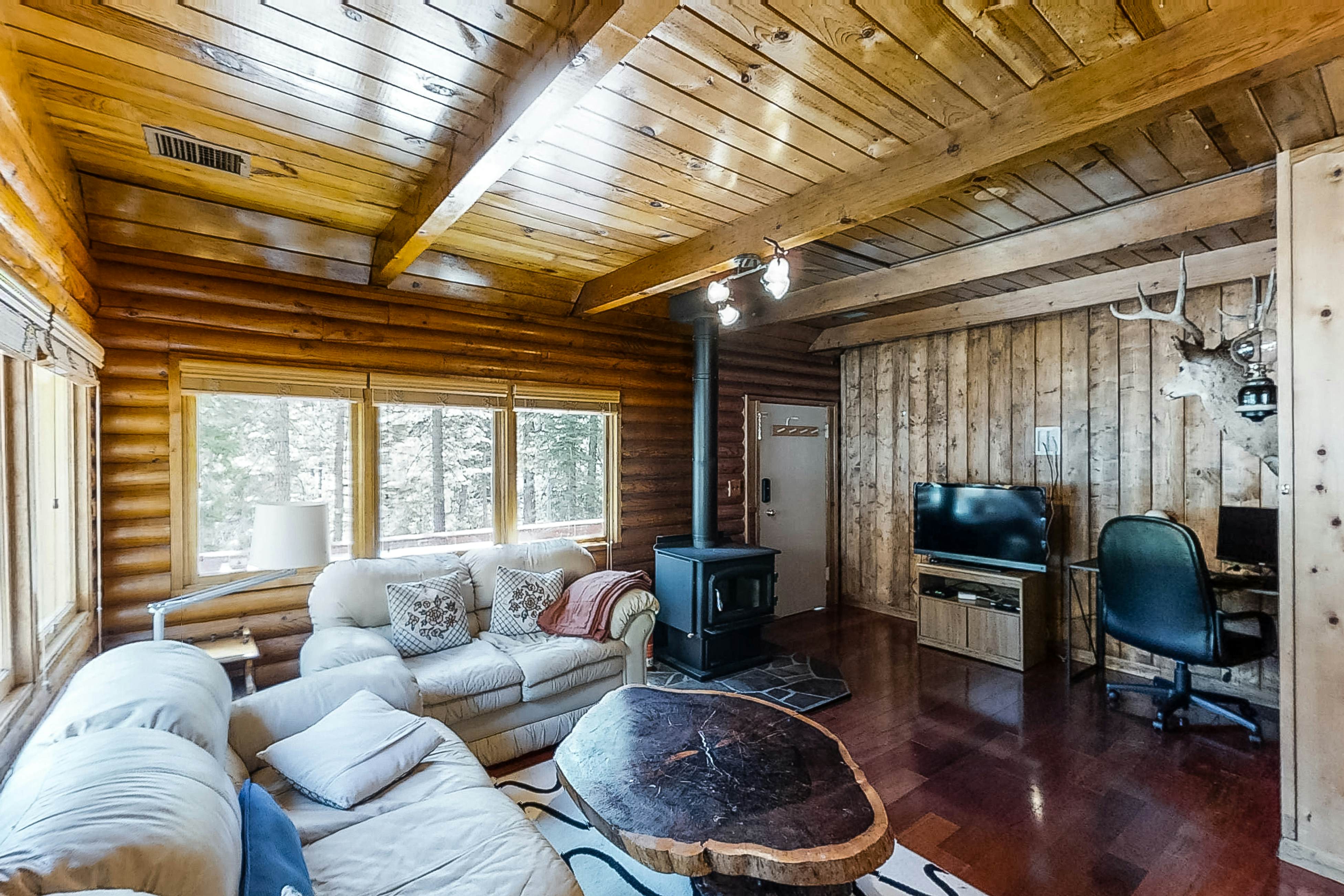 Tahoe Vista Vacation Rentals, Cabin Rentals Vacasa
