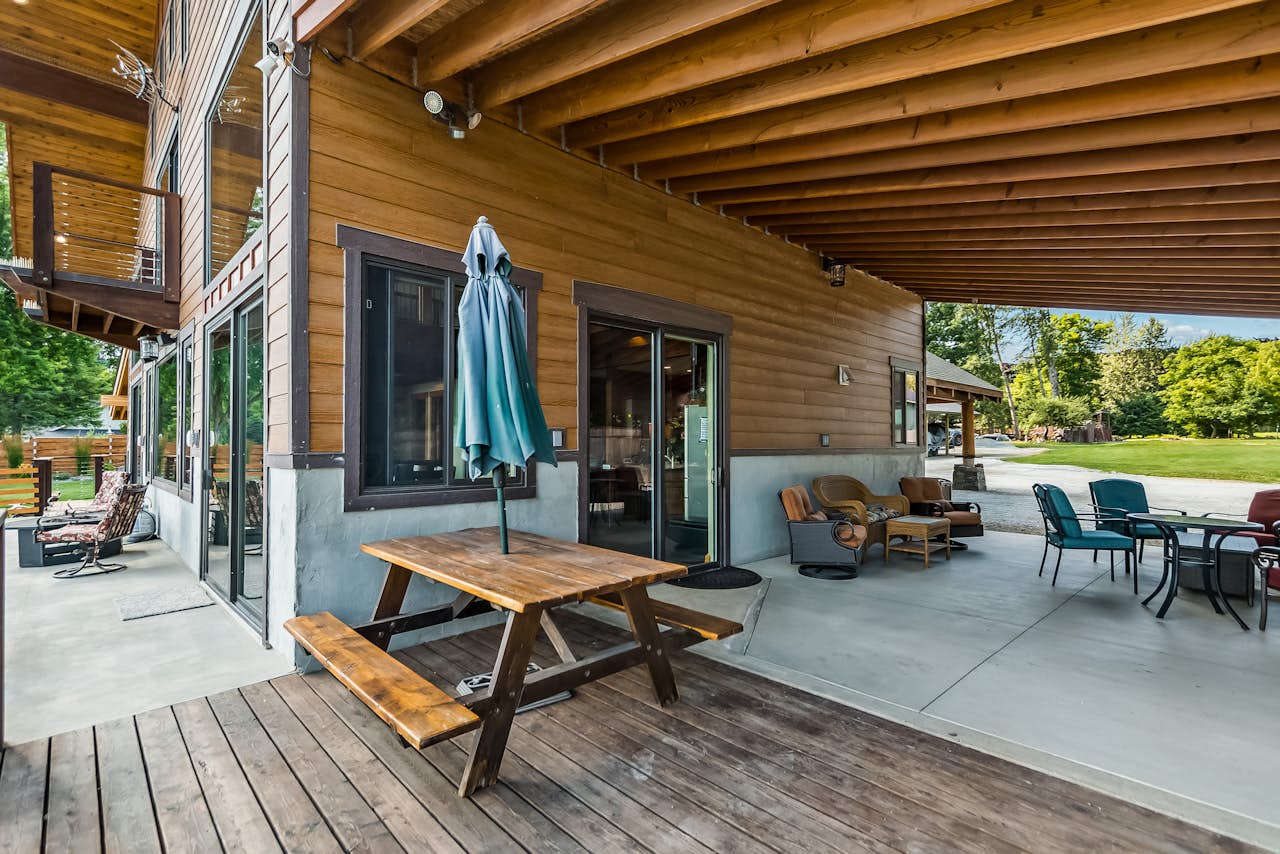 Riley Creek 5 BD Vacation Rental in Laclede, ID Vacasa