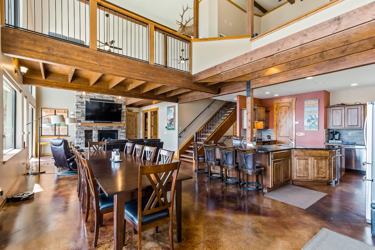 Riley Creek 5 BD Vacation Rental in Laclede, ID Vacasa