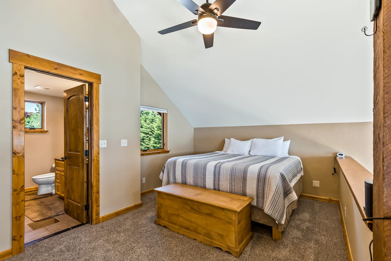 Riley Creek 5 BD Vacation Rental in Laclede, ID Vacasa