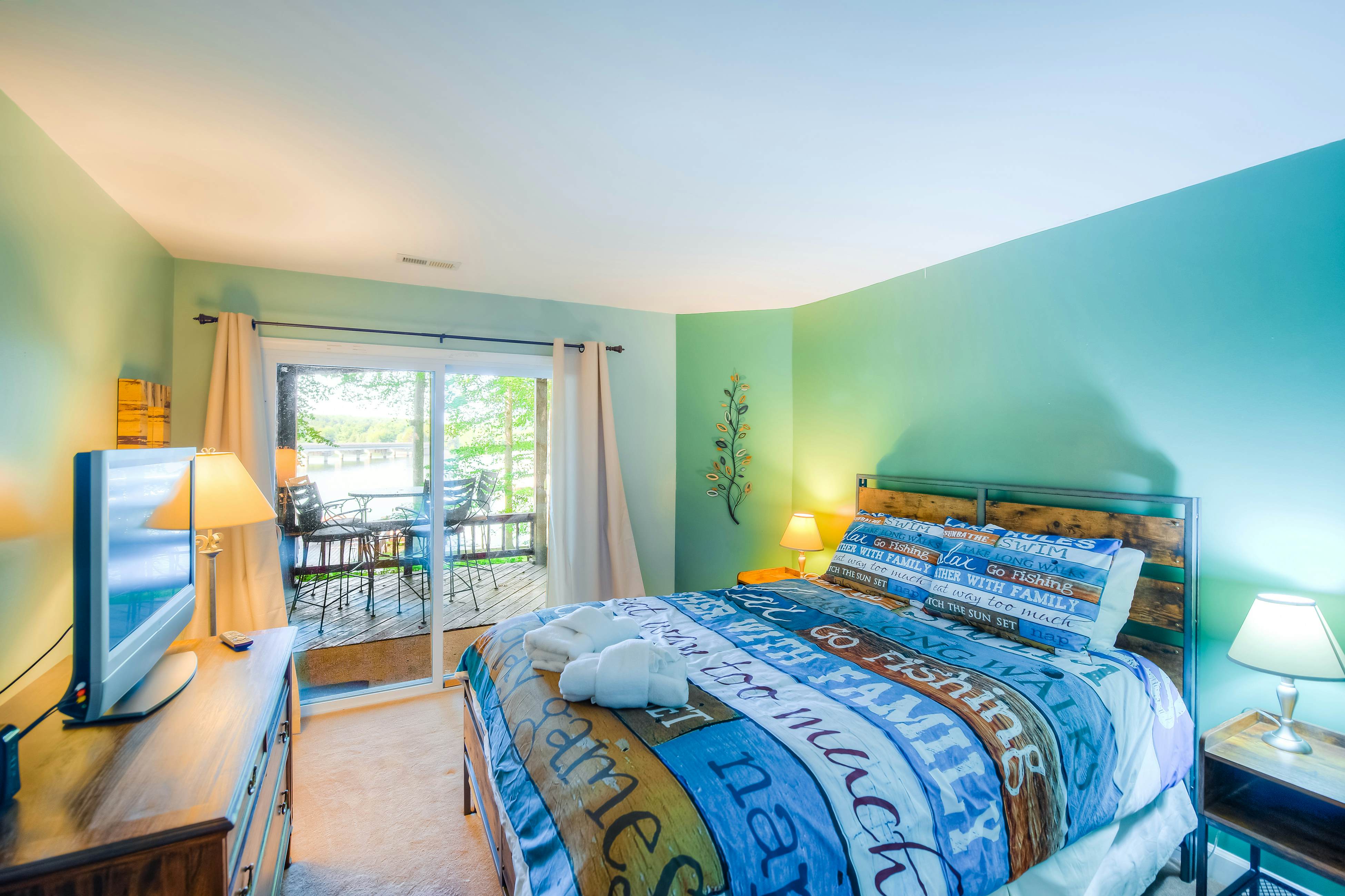 Unleashed on Lake Anna