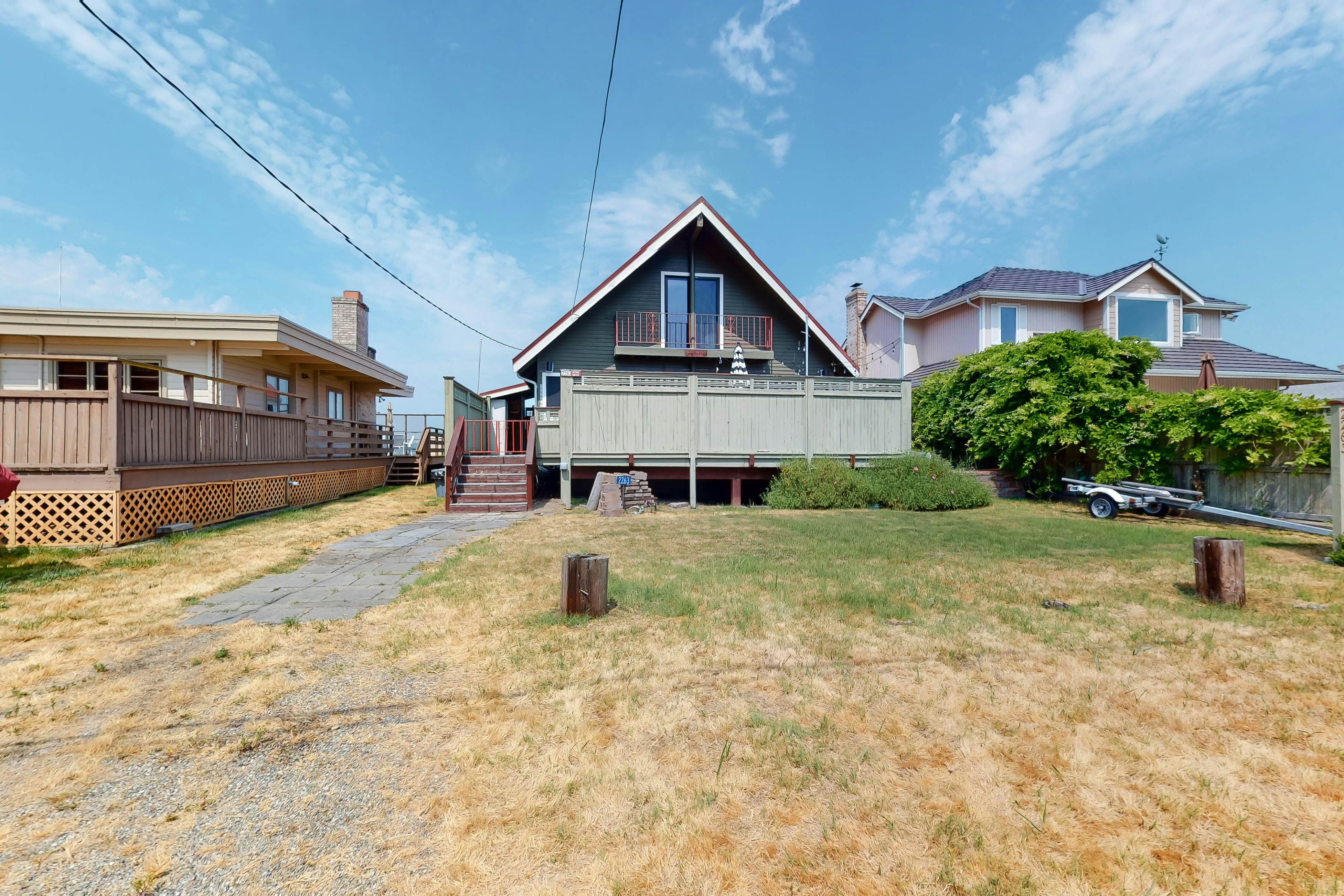 Whidbey Waterfront Happy Place 4 BD Langley, WA Vacation Rental Vacasa