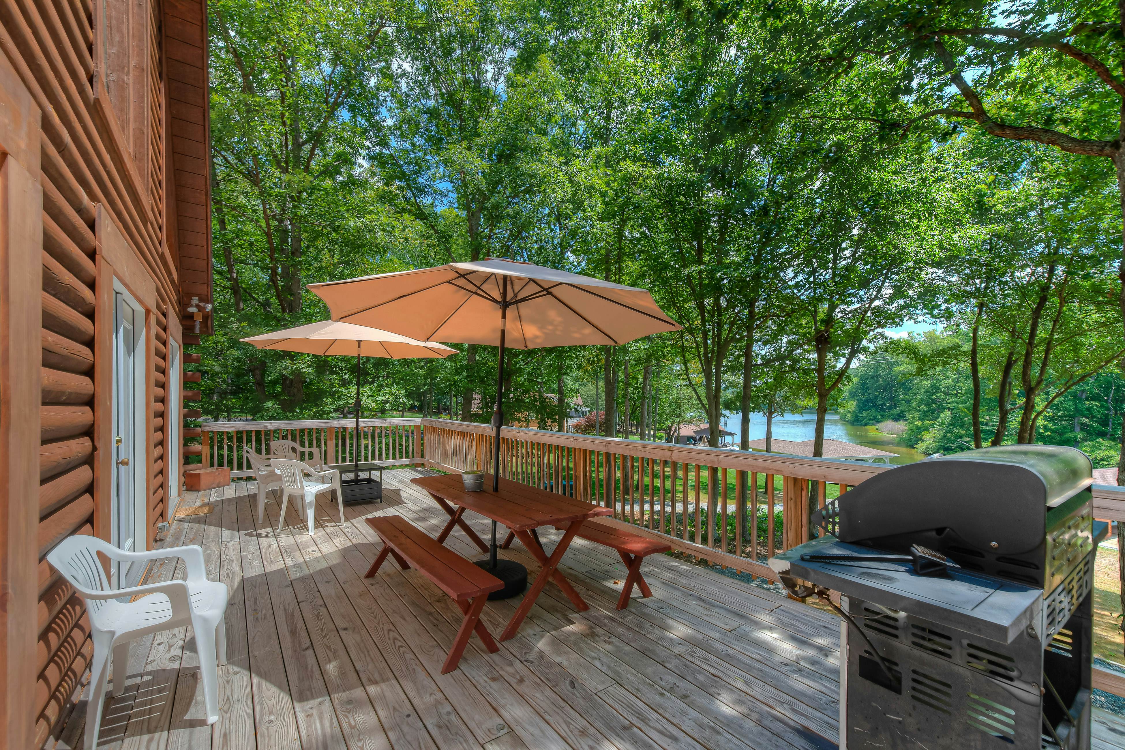 Canoe You Believe It - Liberty Lodge