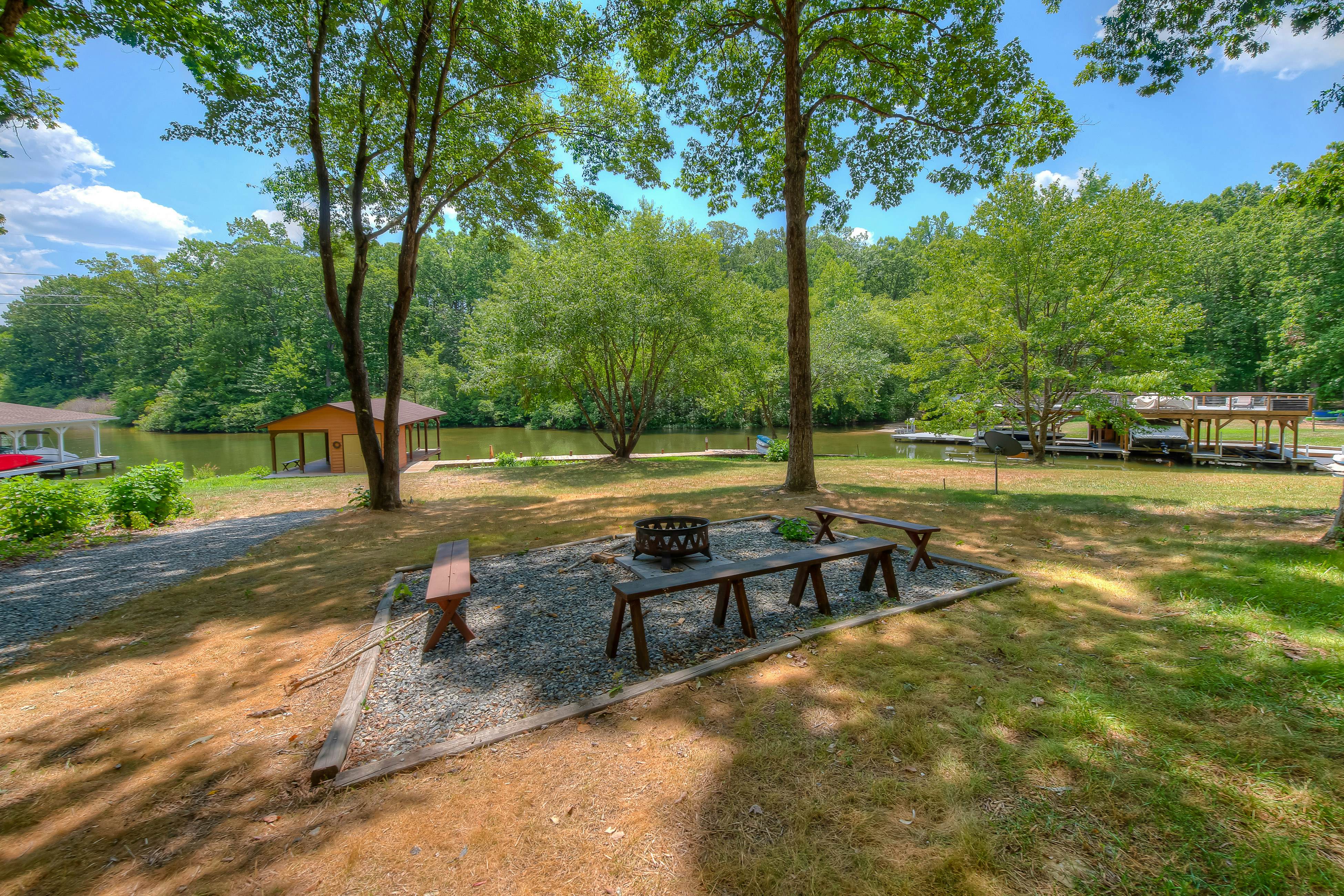 Canoe You Believe It - Liberty Lodge