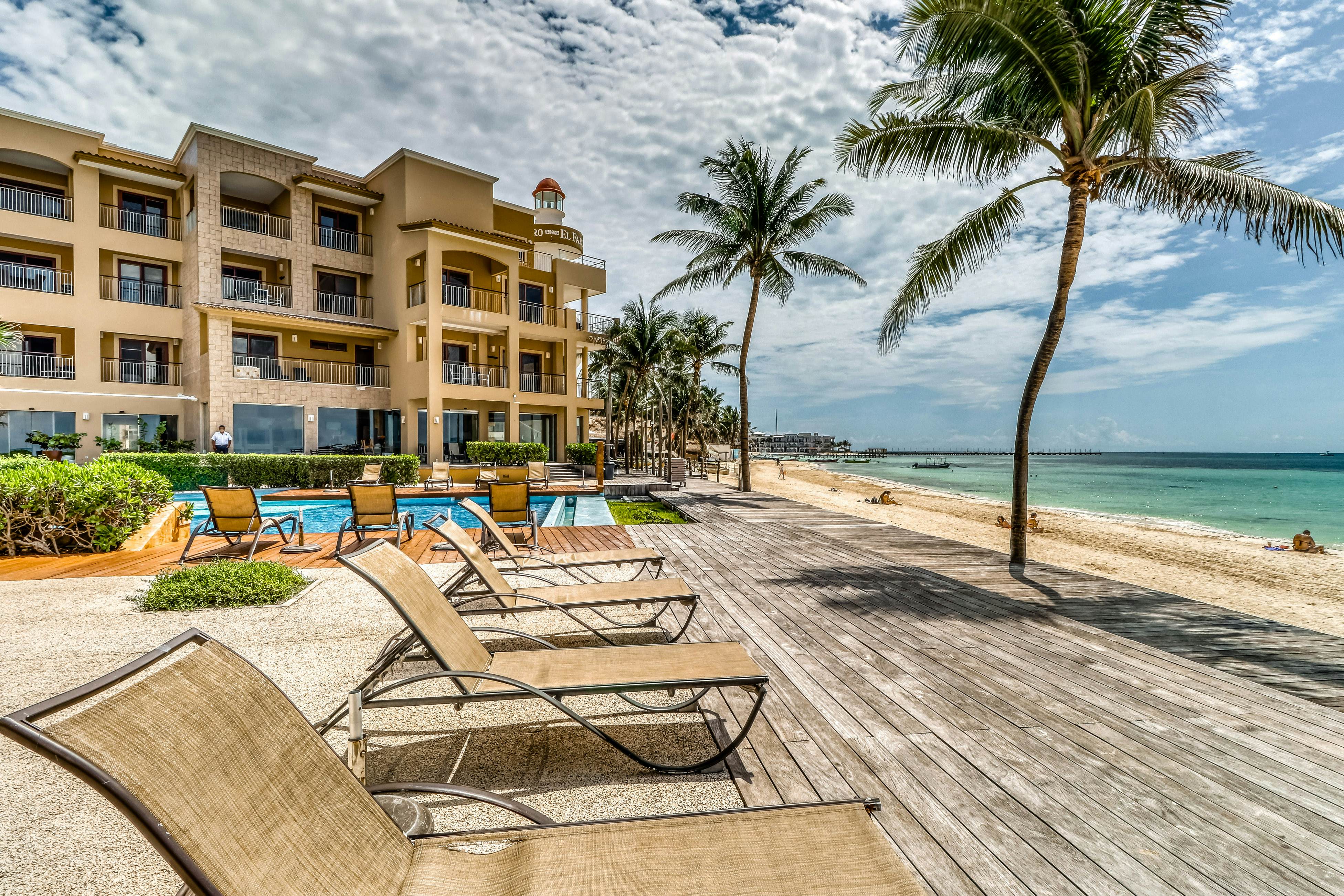 Residences El Faro, Surf 207