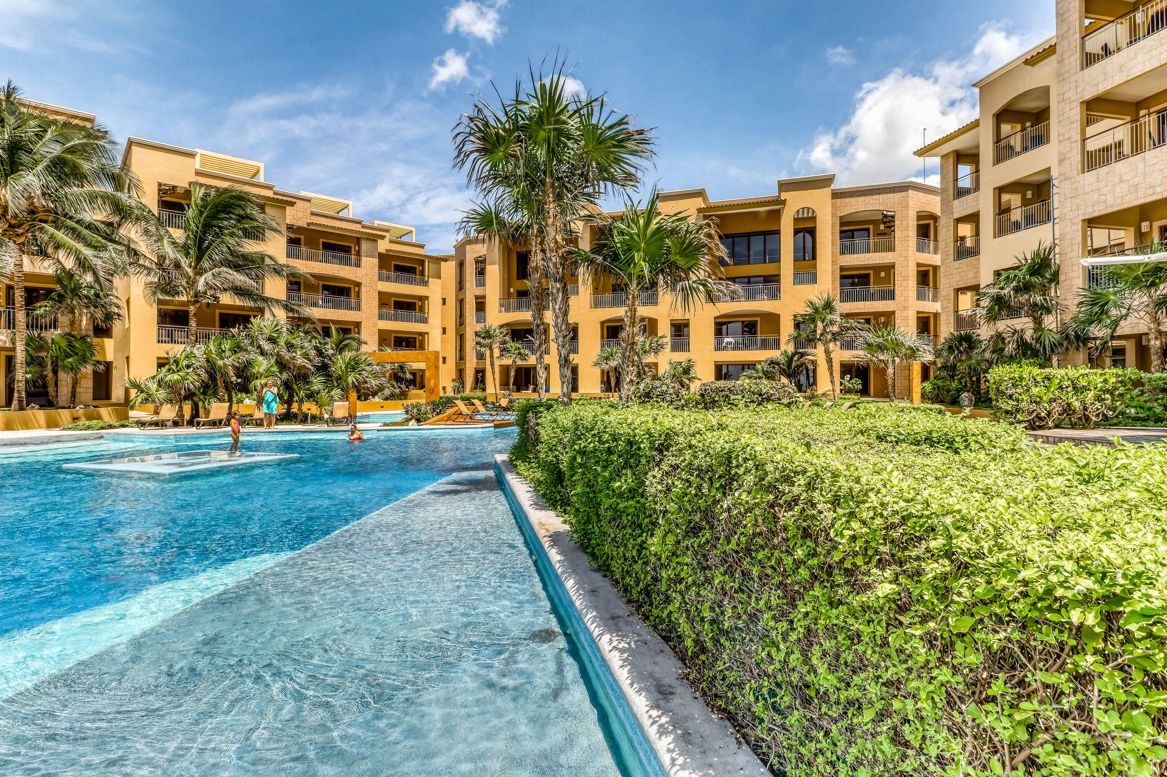 Residences El Faro, Surf 207