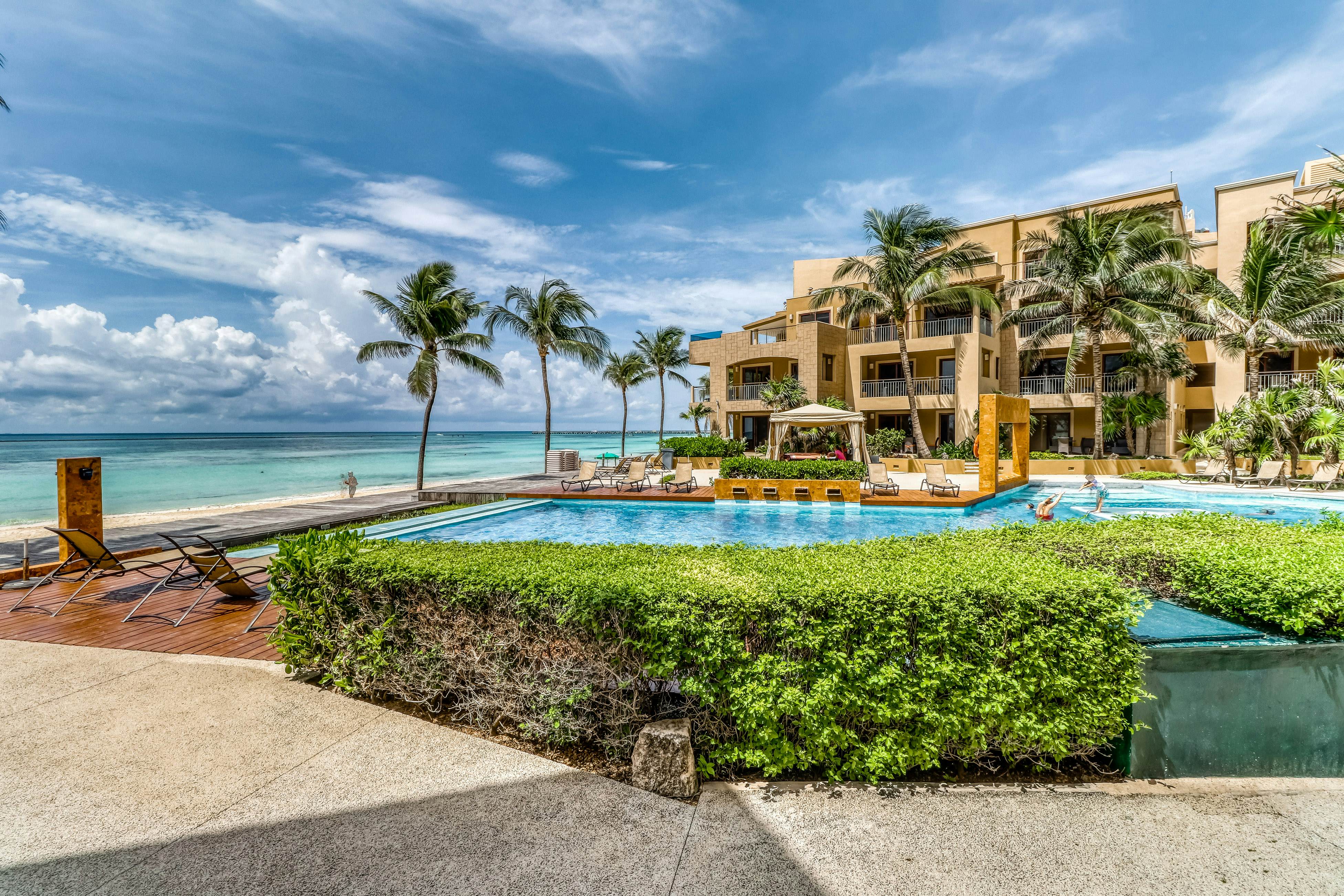 Residences El Faro, Surf 207