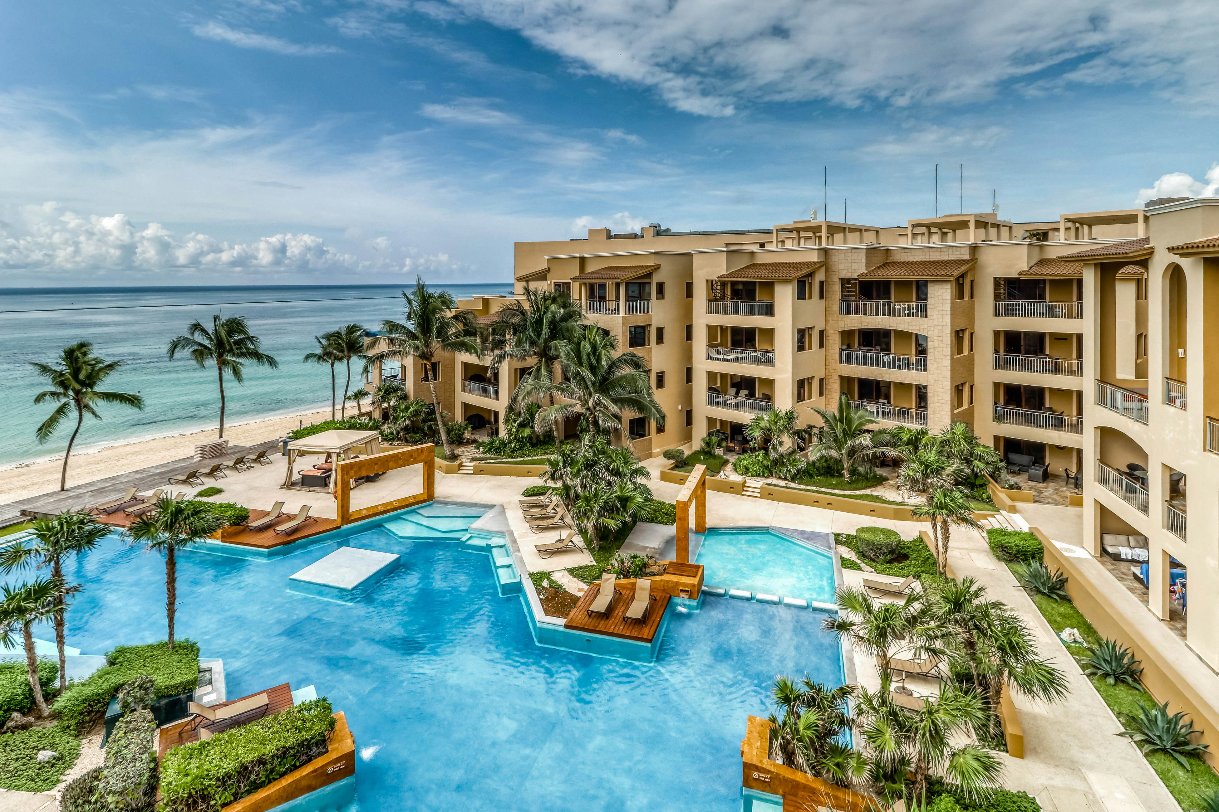 Residences El Faro, Surf 207